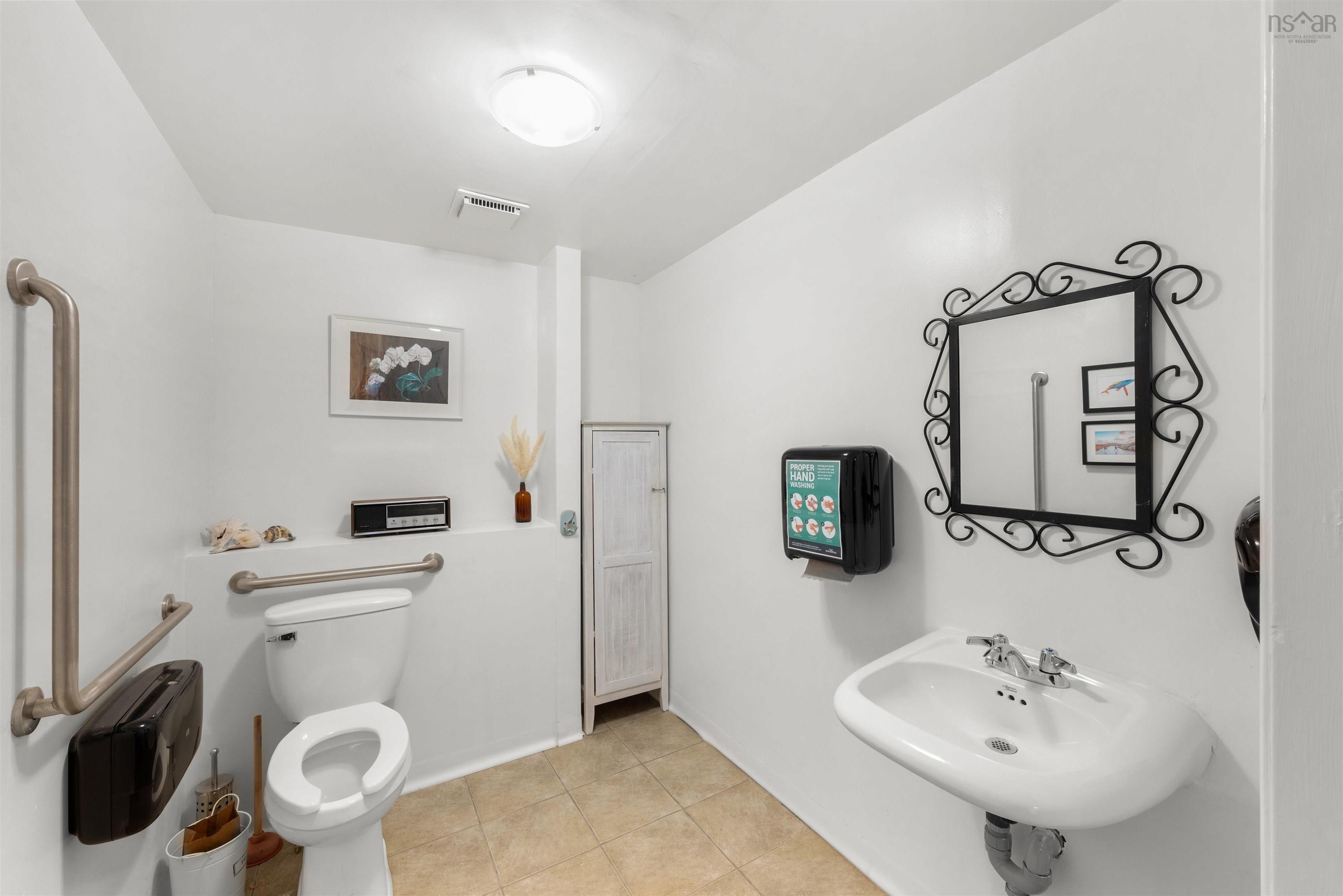 11377 Peggys Cove Road photo #14
