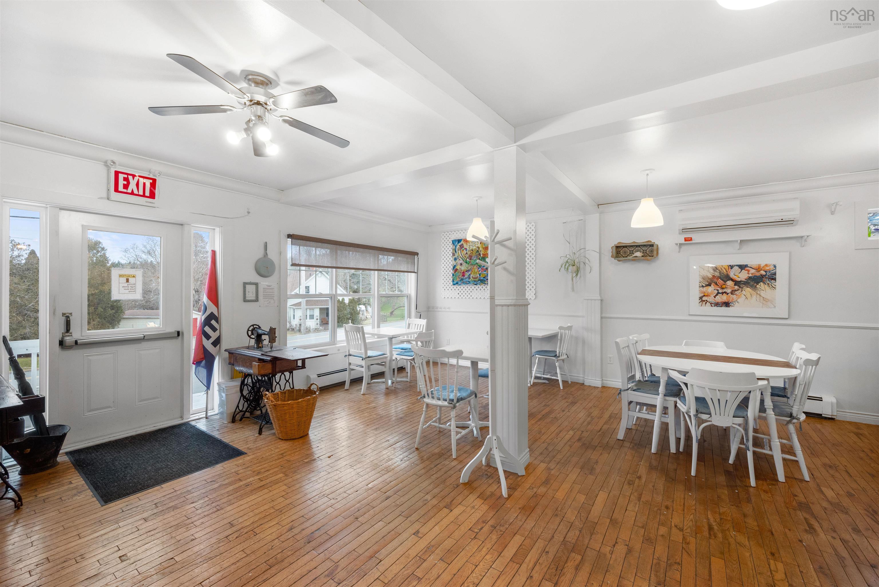 11377 Peggys Cove Road photo #17