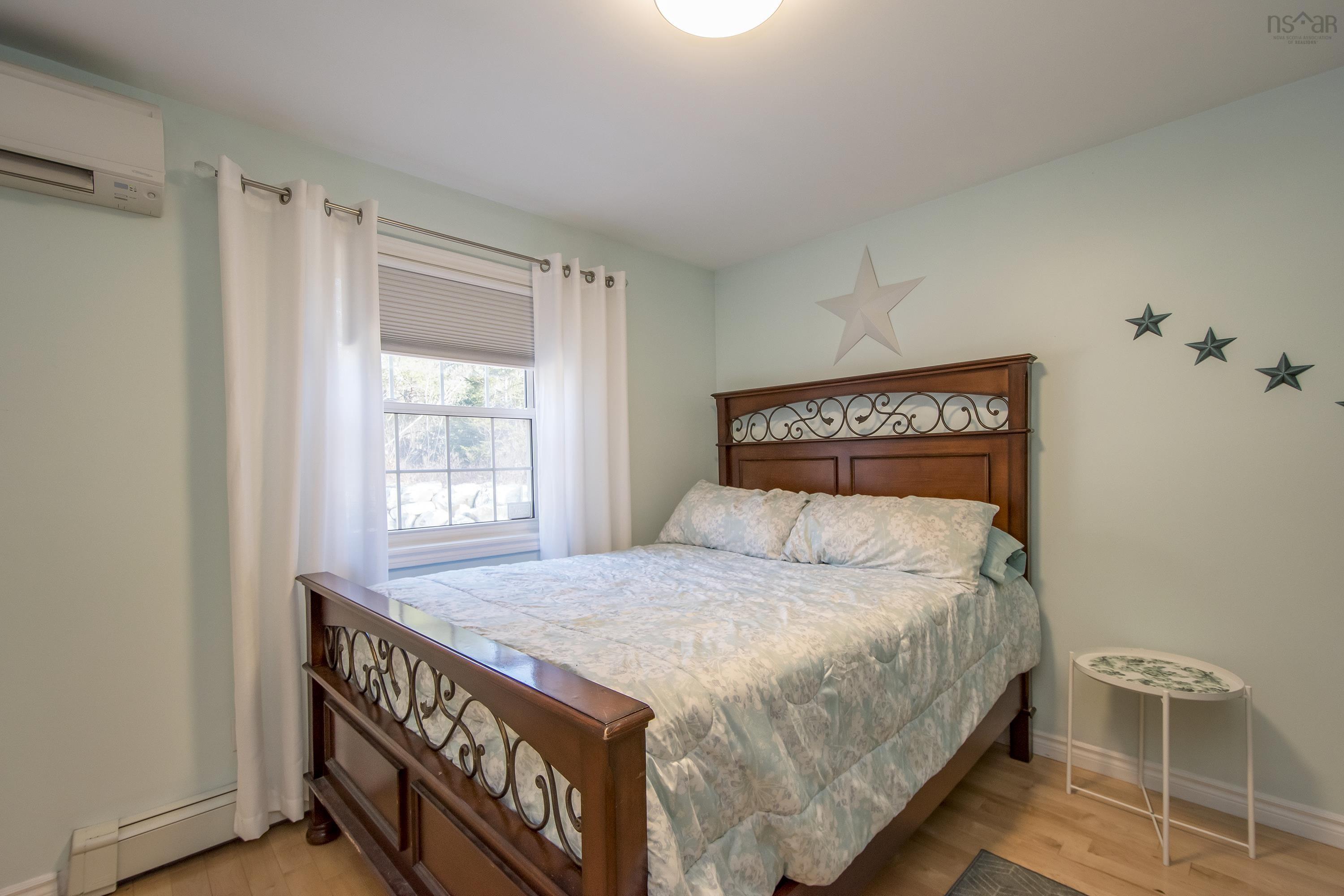 26 Bolton Drive photo #14