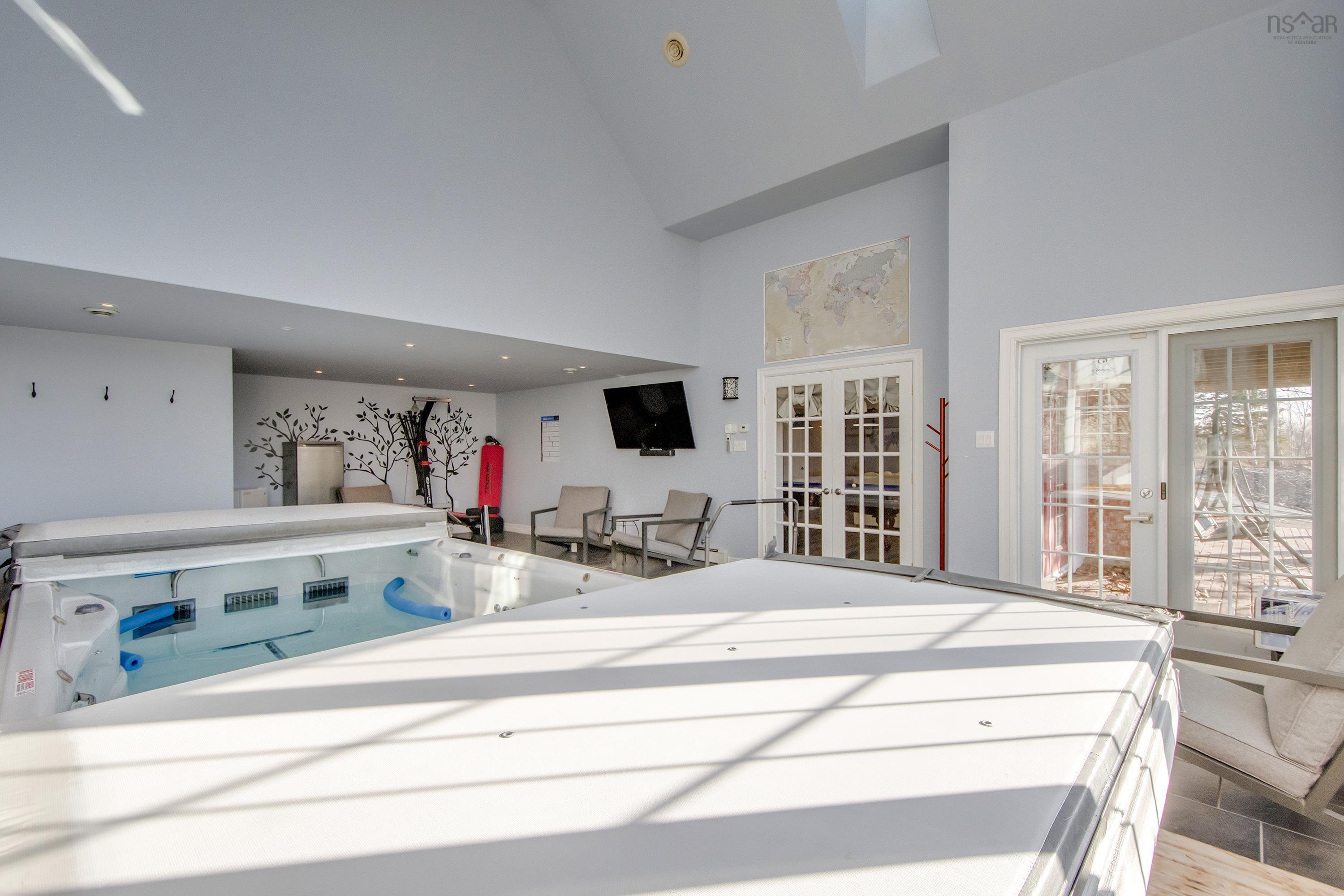 26 Bolton Drive photo #32