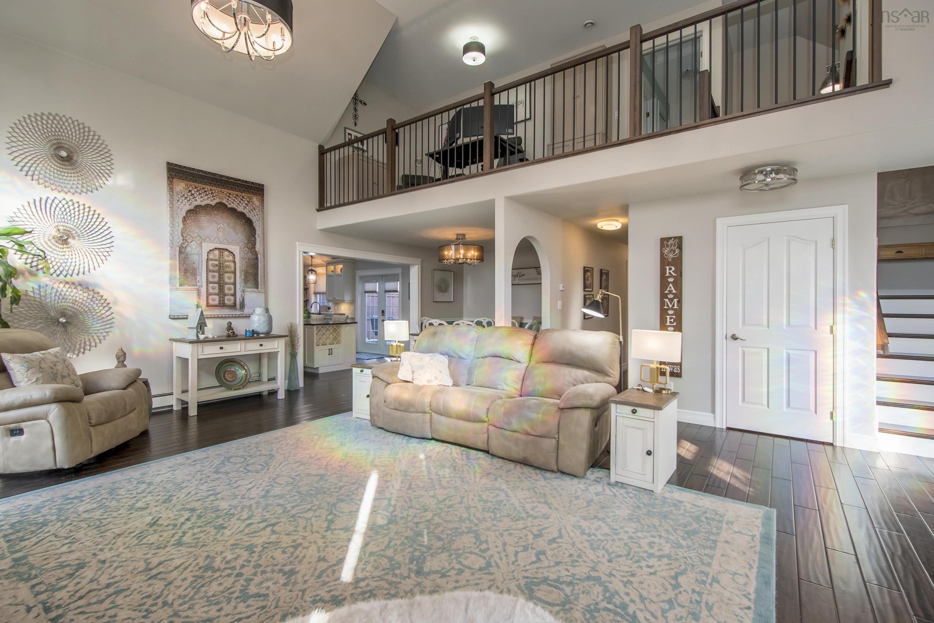 26 Bolton Drive photo #10