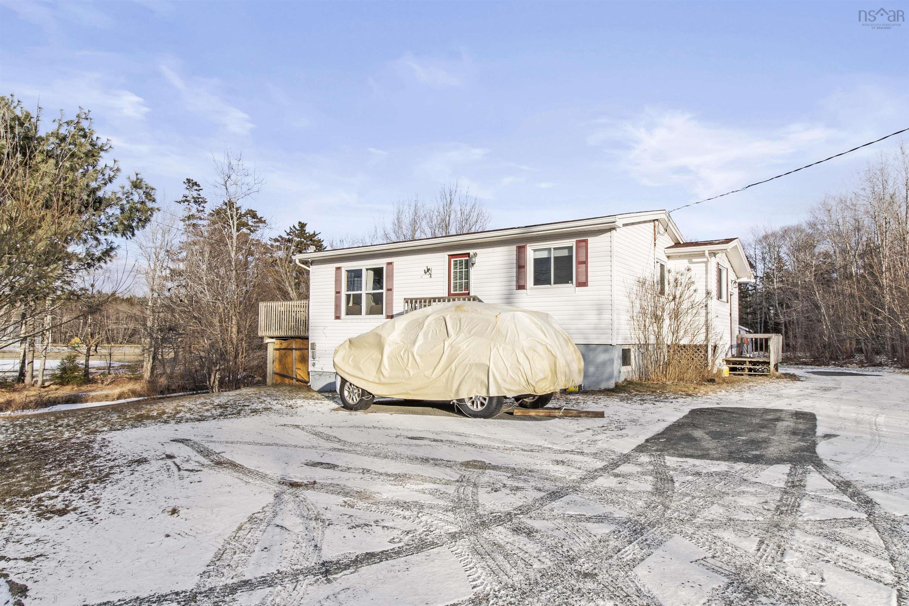 1661 BEAVER BANK RD, BEAVER BANK, NS