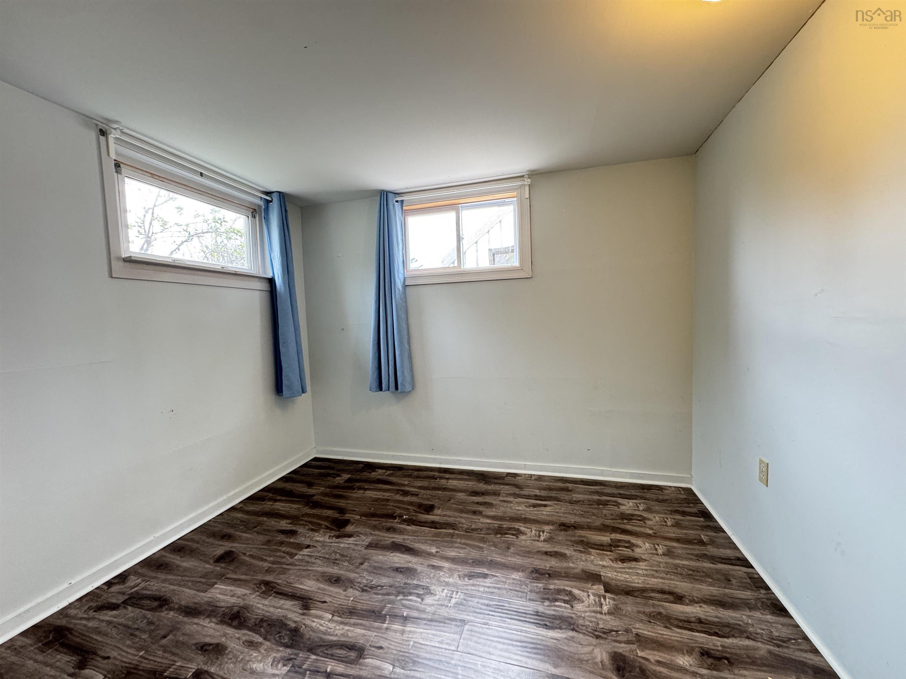 1661 Beaver Bank Road photo #13