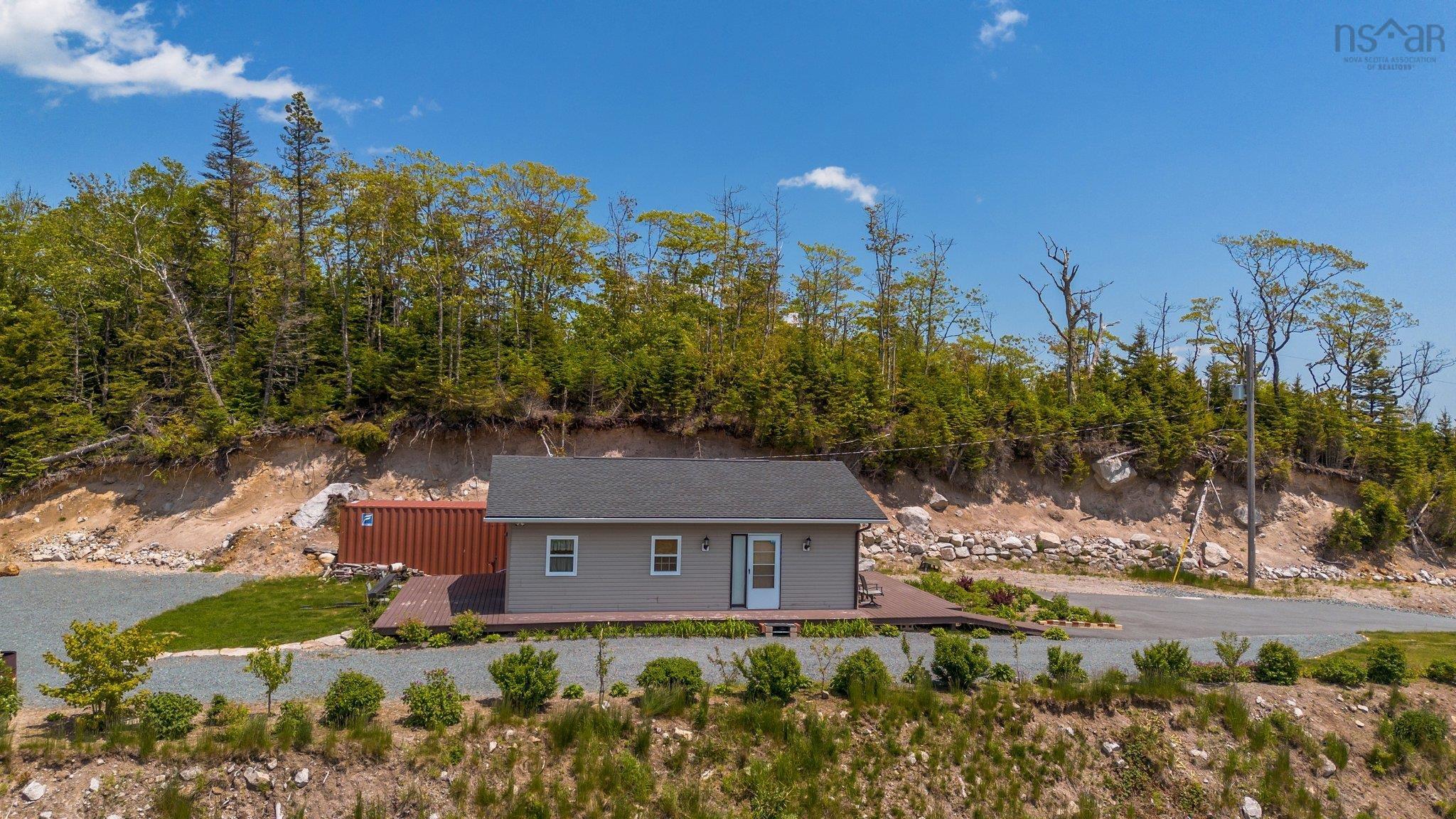 166 Hillside Drive photo #23