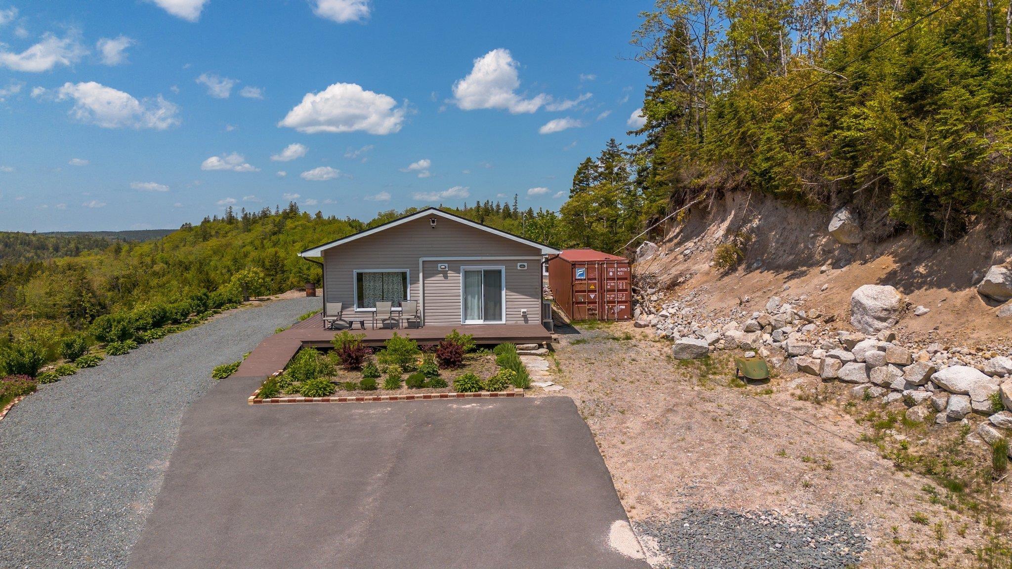 166 Hillside Drive photo #6