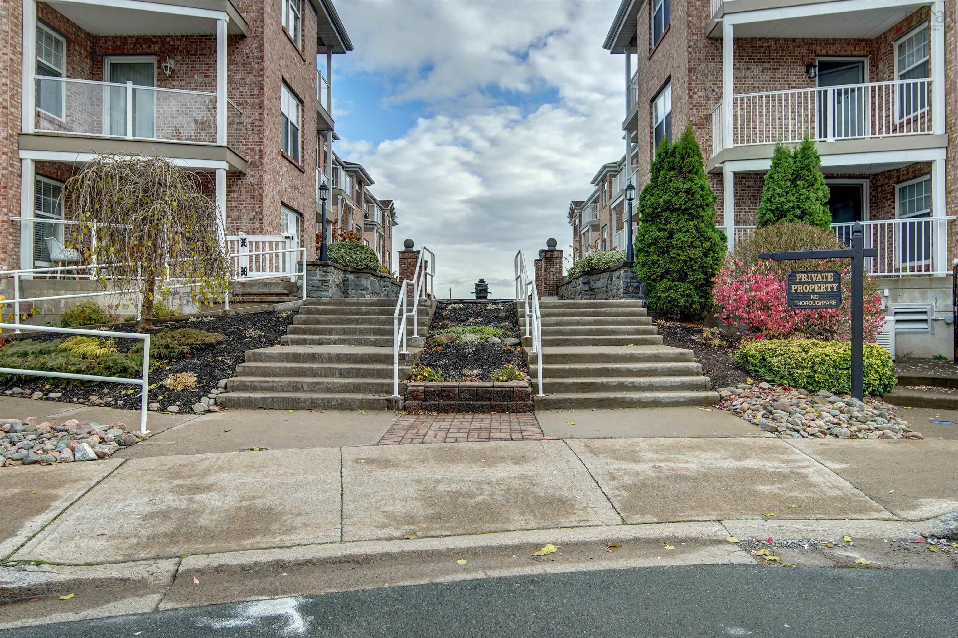 206 30 Waterfront Drive photo #3