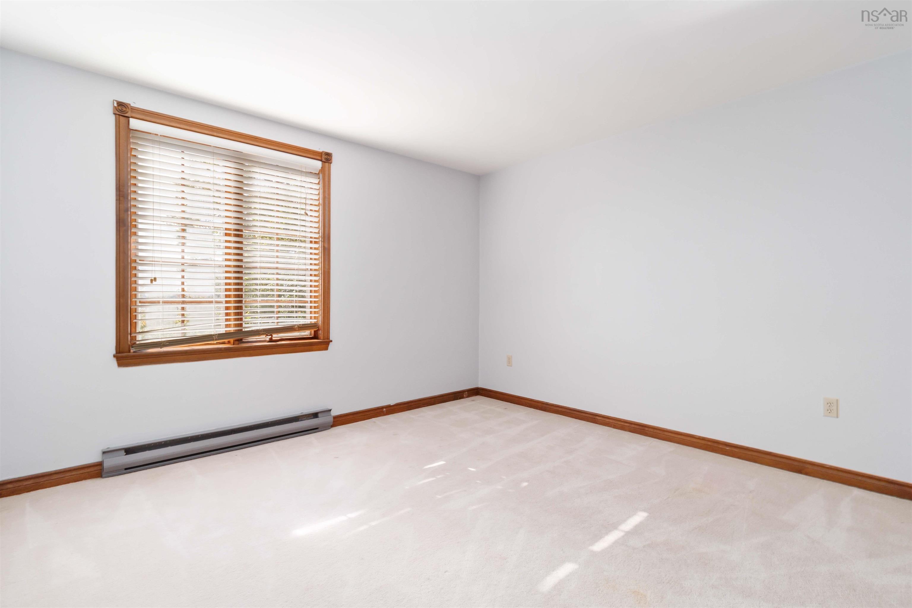 221 Hillside Drive photo #26