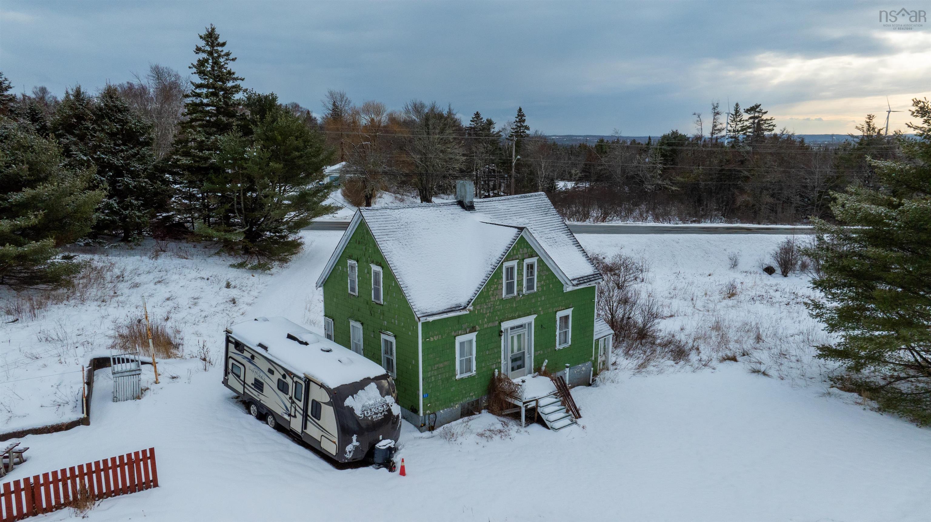 11 PARKER LANE, PORTERS LAKE, NS