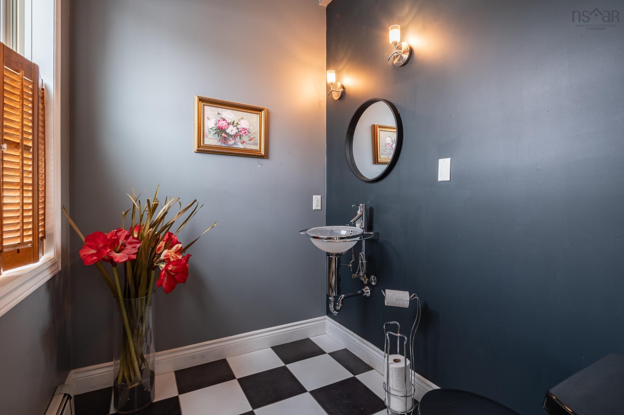 6880 Quinpool Road photo #18