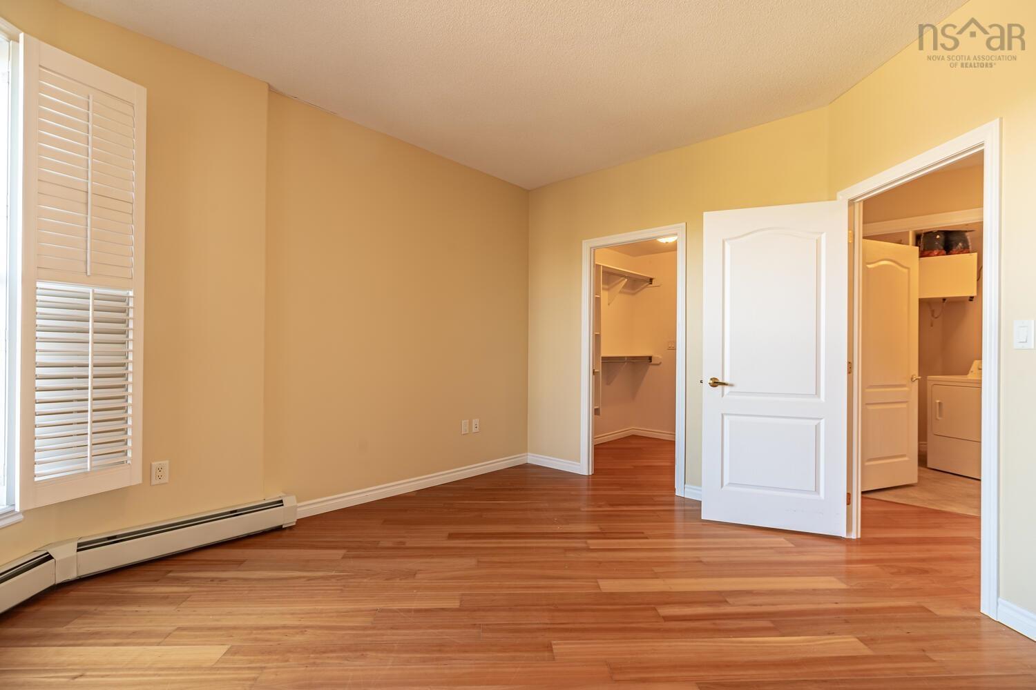 208 36 Southgate Drive photo #19