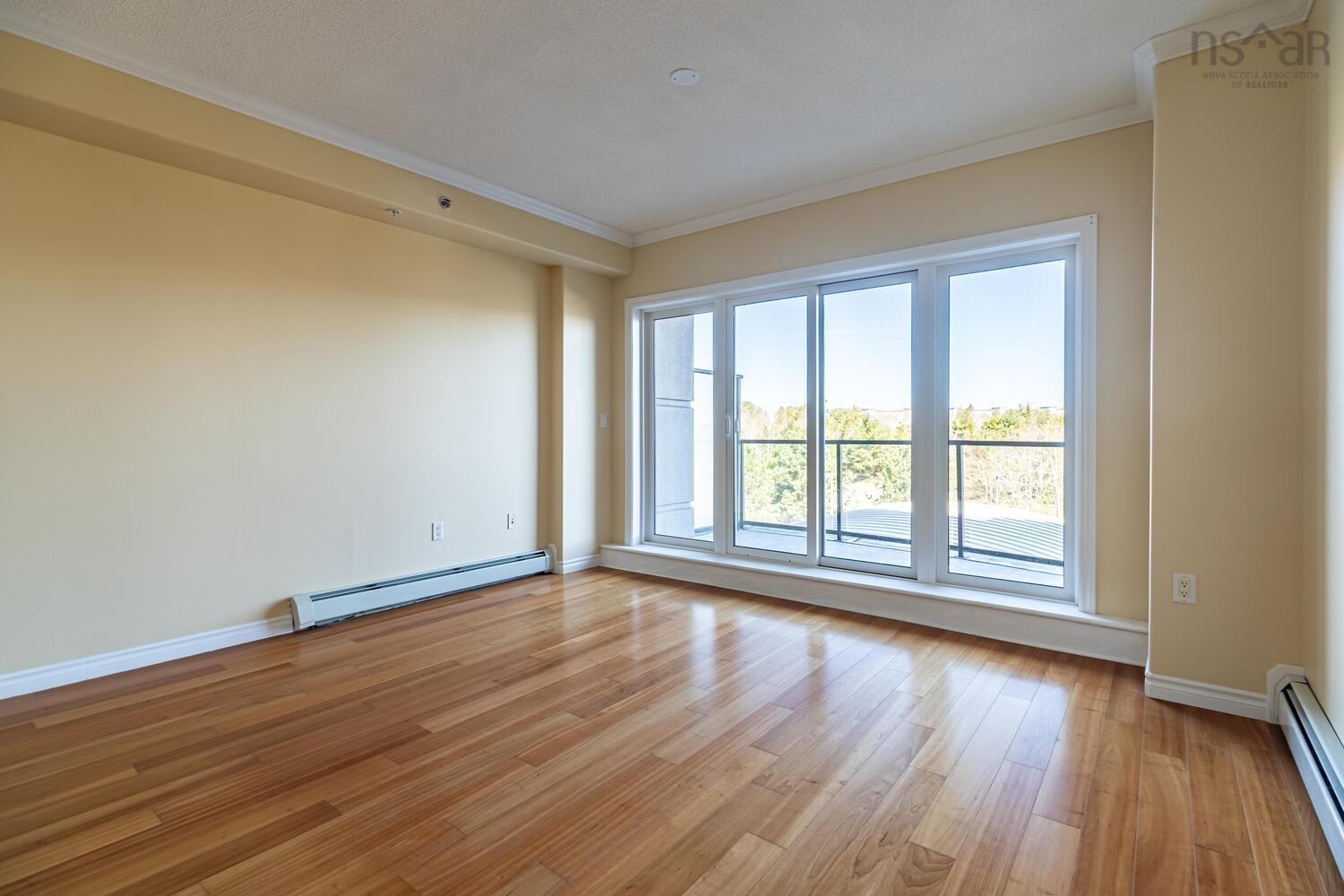 208 36 Southgate Drive photo #10
