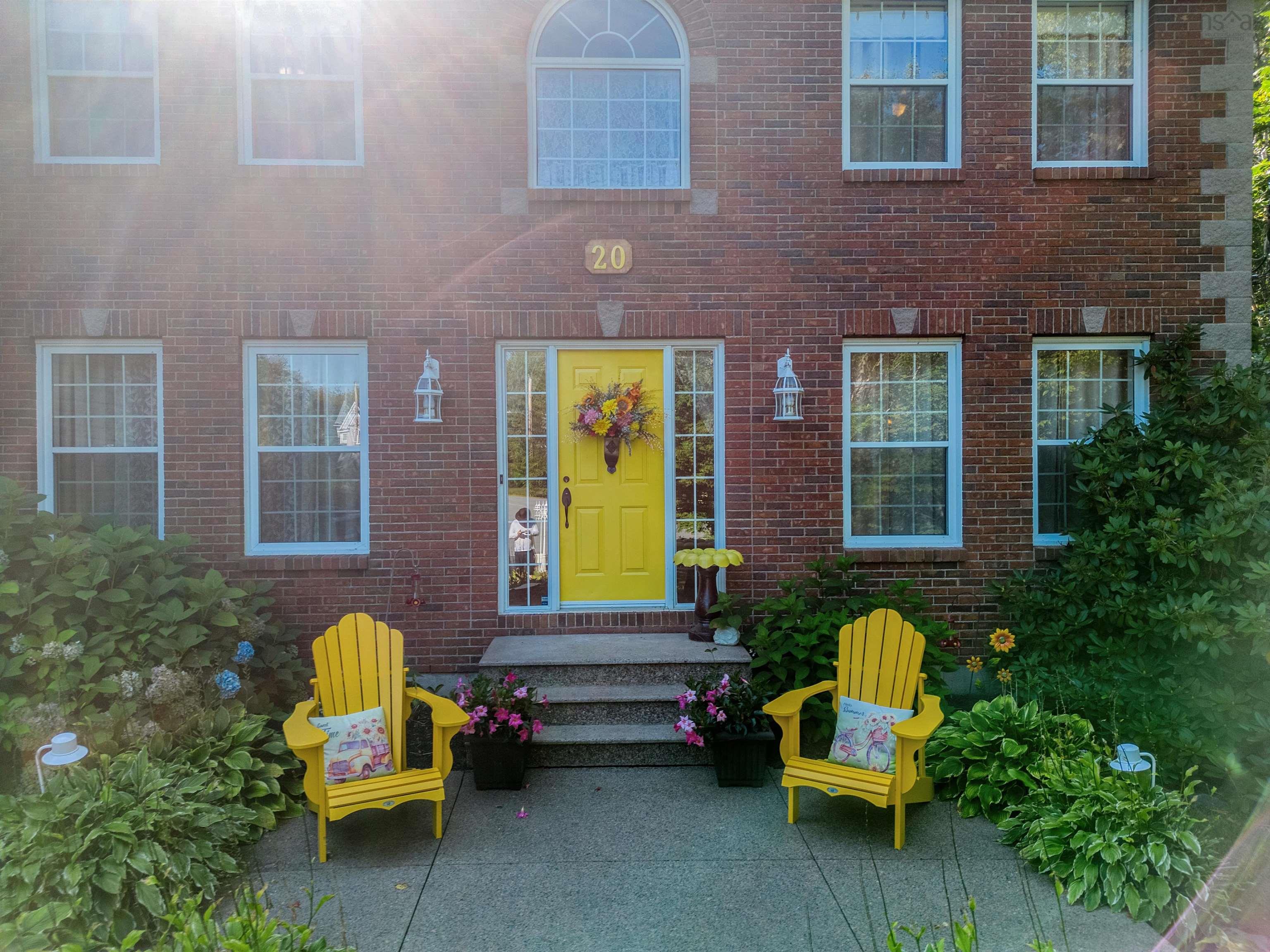 20 Perry Court photo #5