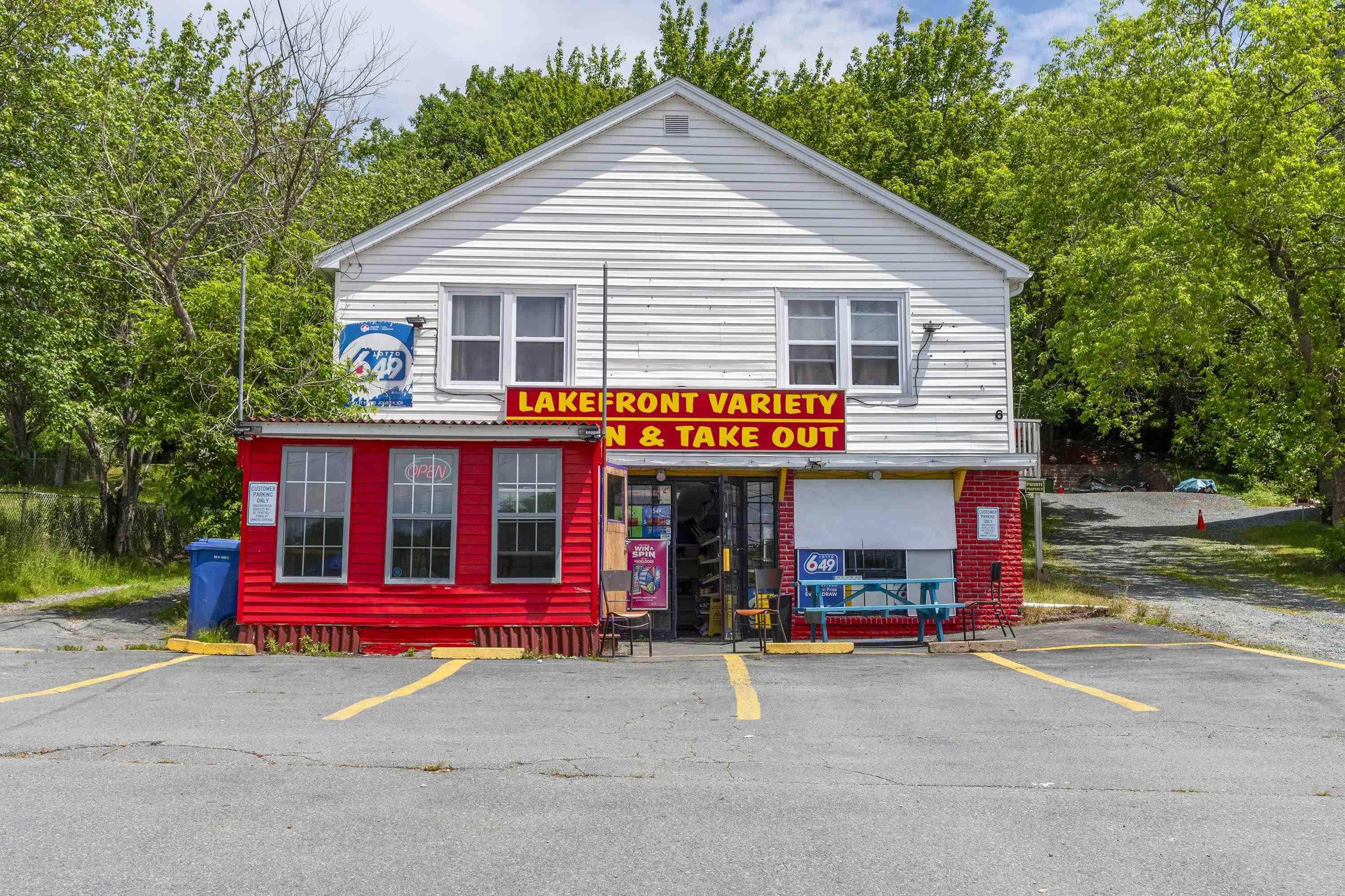 16 6 Lakefront Road photo #2