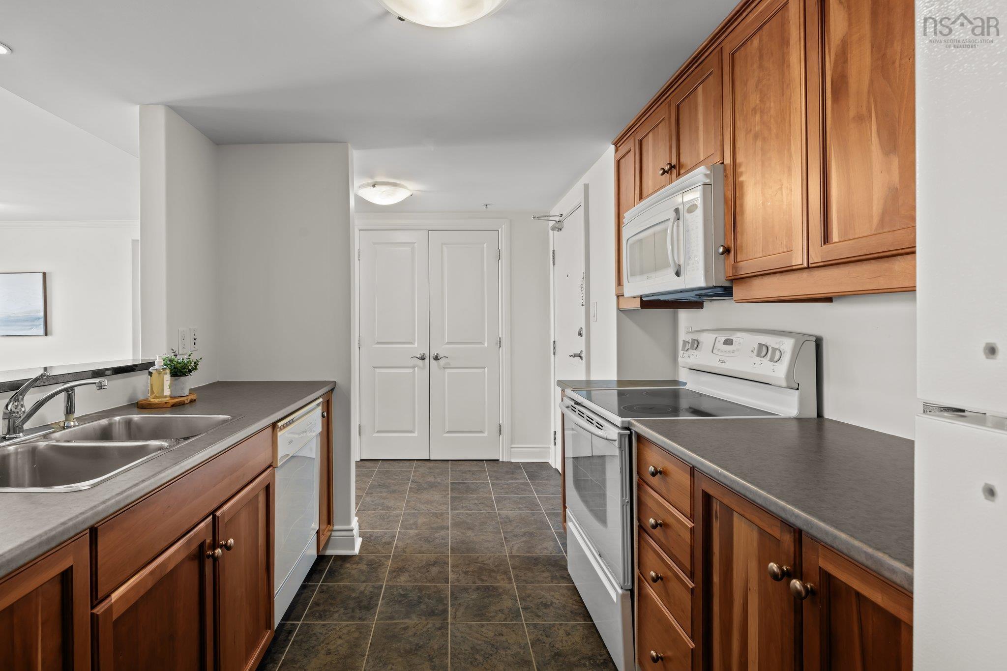 404 5234 Morris Street photo #13