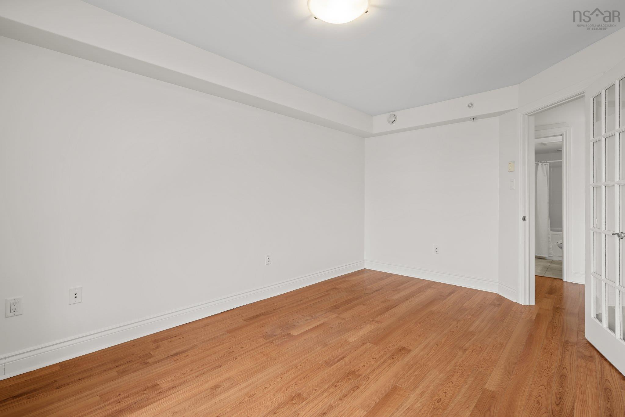 404 5234 Morris Street photo #22