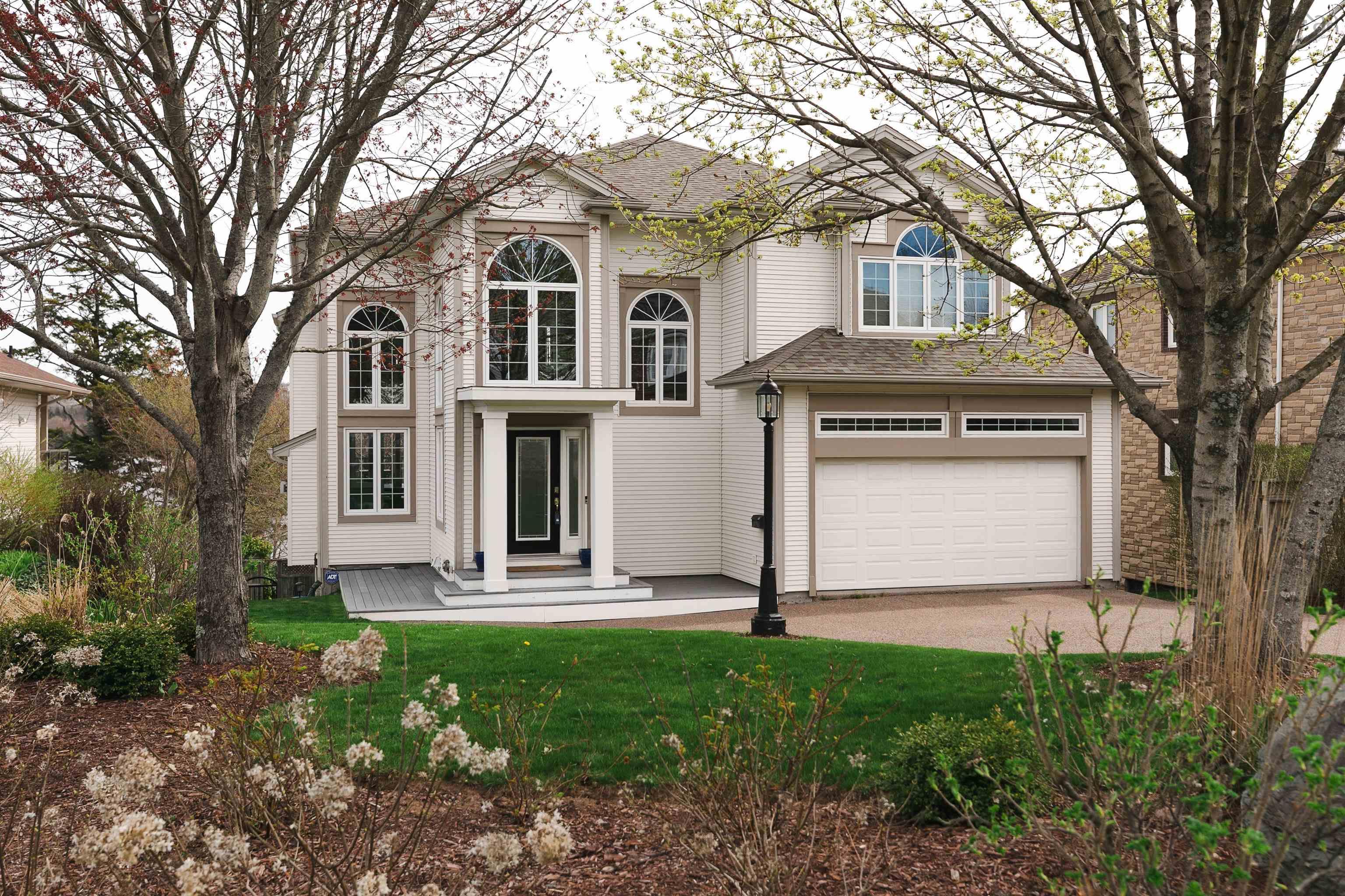 73 LAKESHORE PARK TERR, DARTMOUTH, NS
