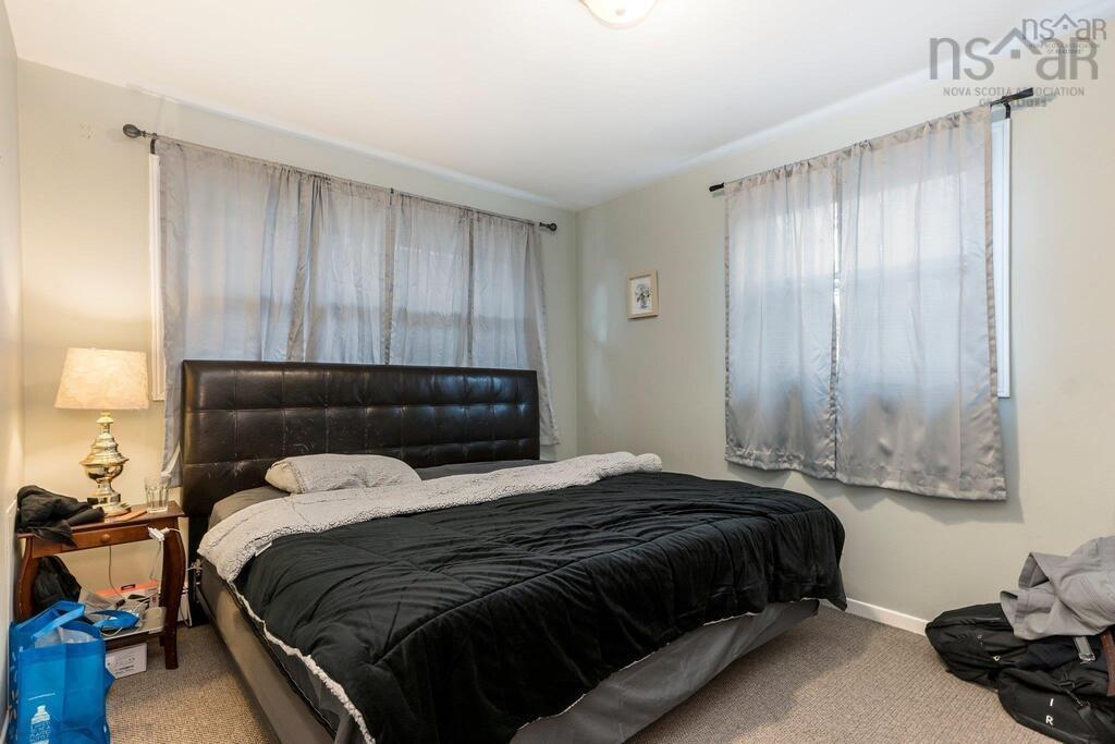 81 Frederick Avenue photo #21