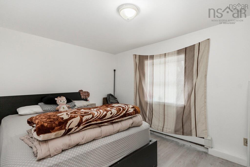 81 Frederick Avenue photo #30