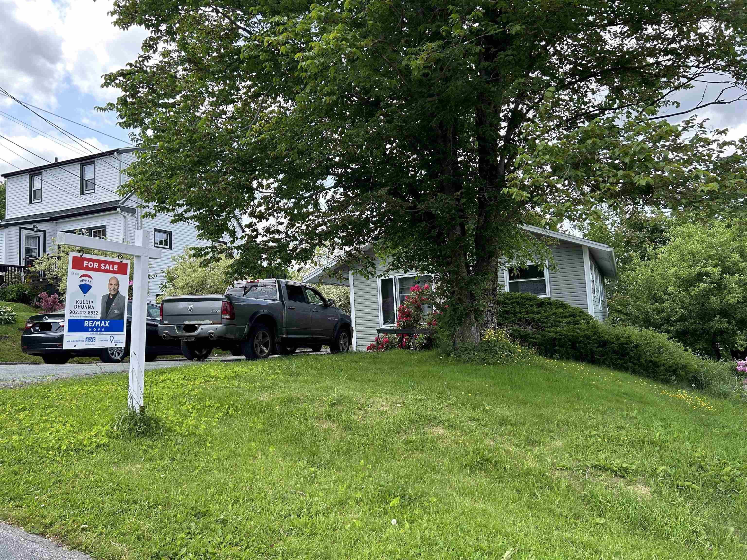 81 Frederick Avenue photo #4