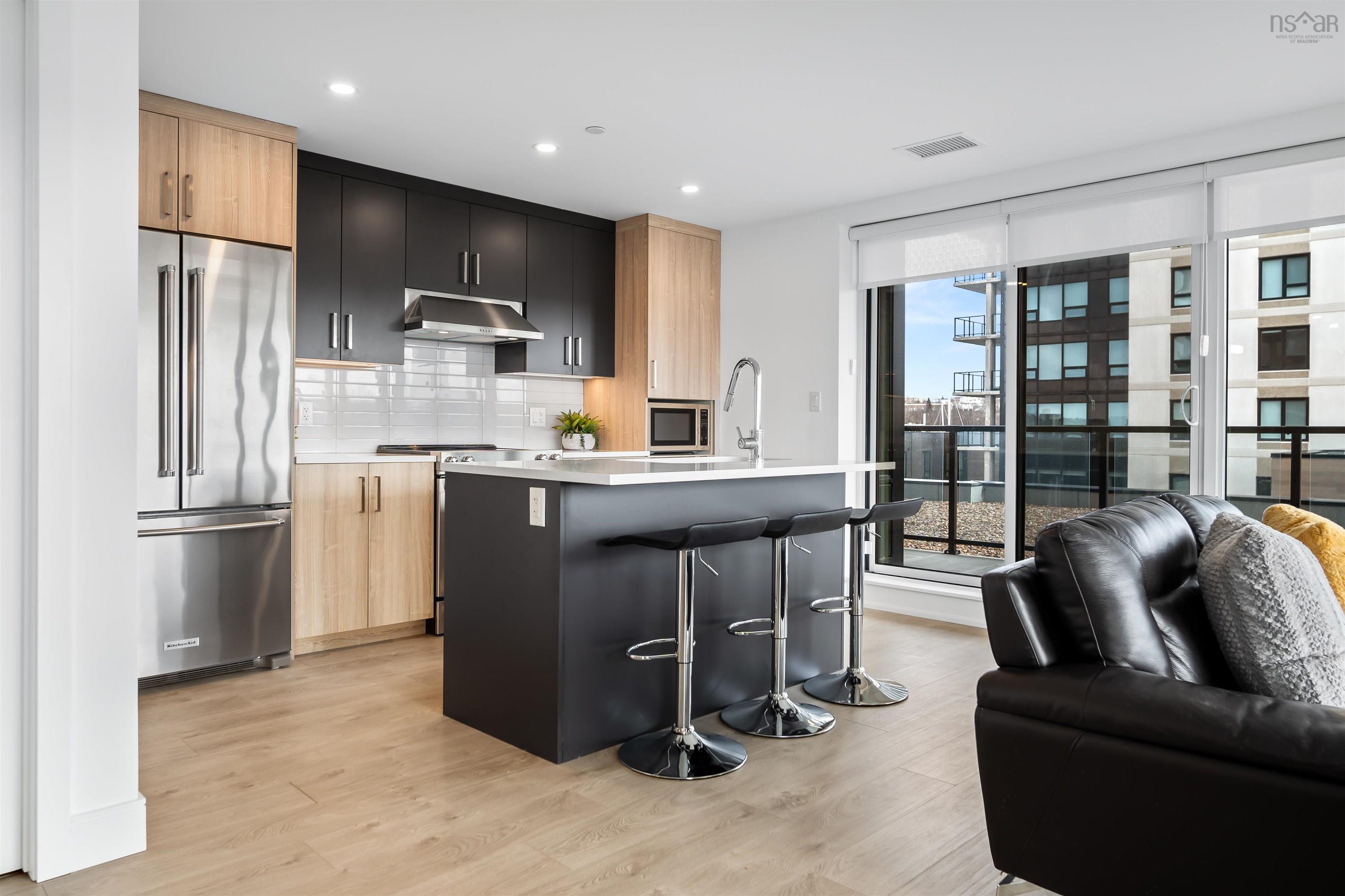 306 72 Seapoint Road photo #12