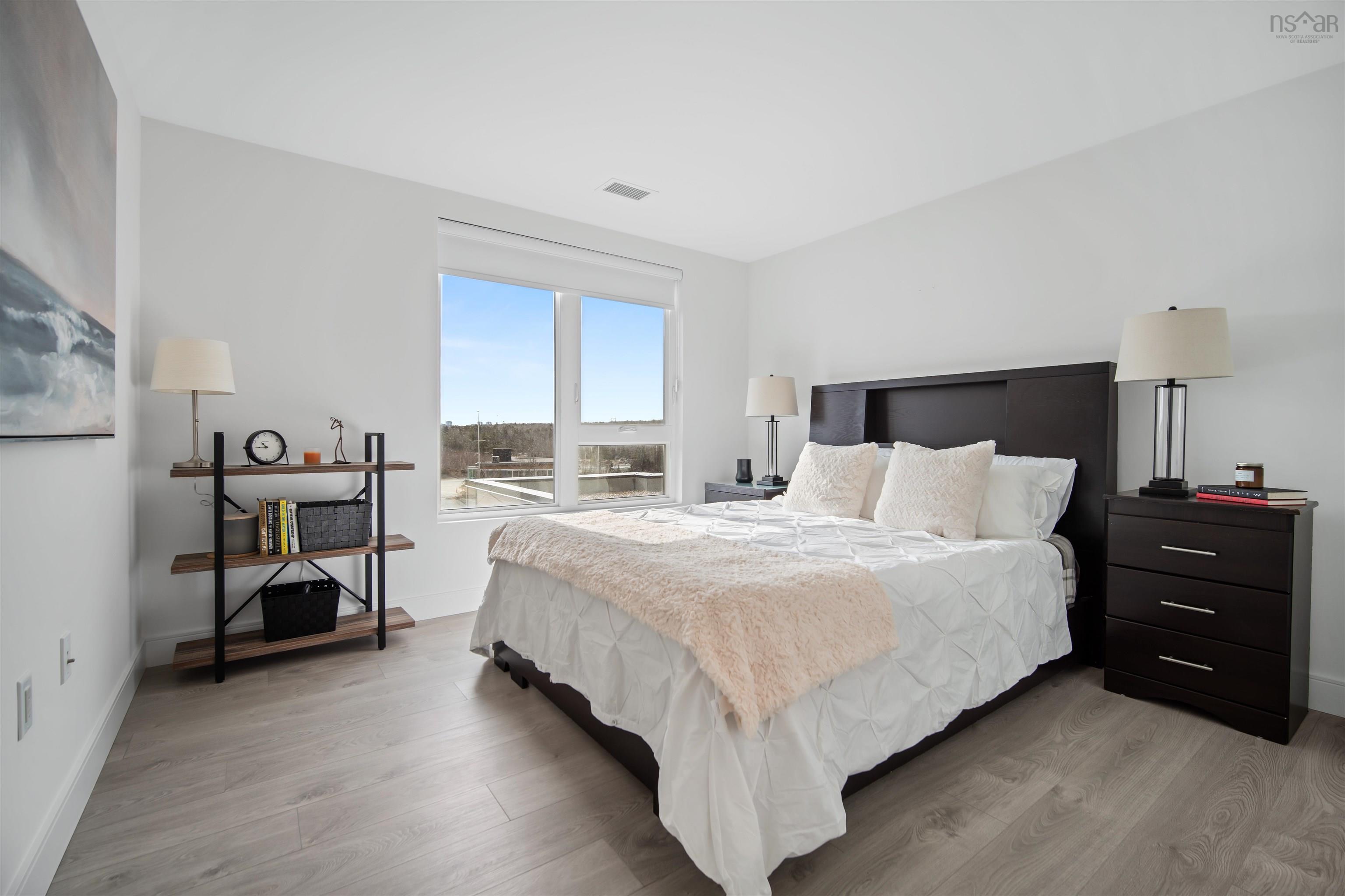 306 72 Seapoint Road photo #17