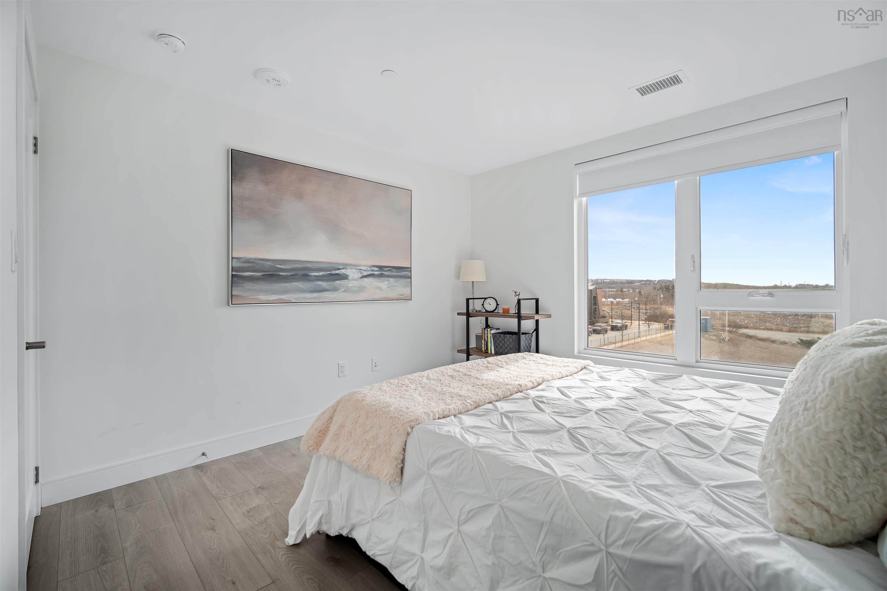 306 72 Seapoint Road photo #18