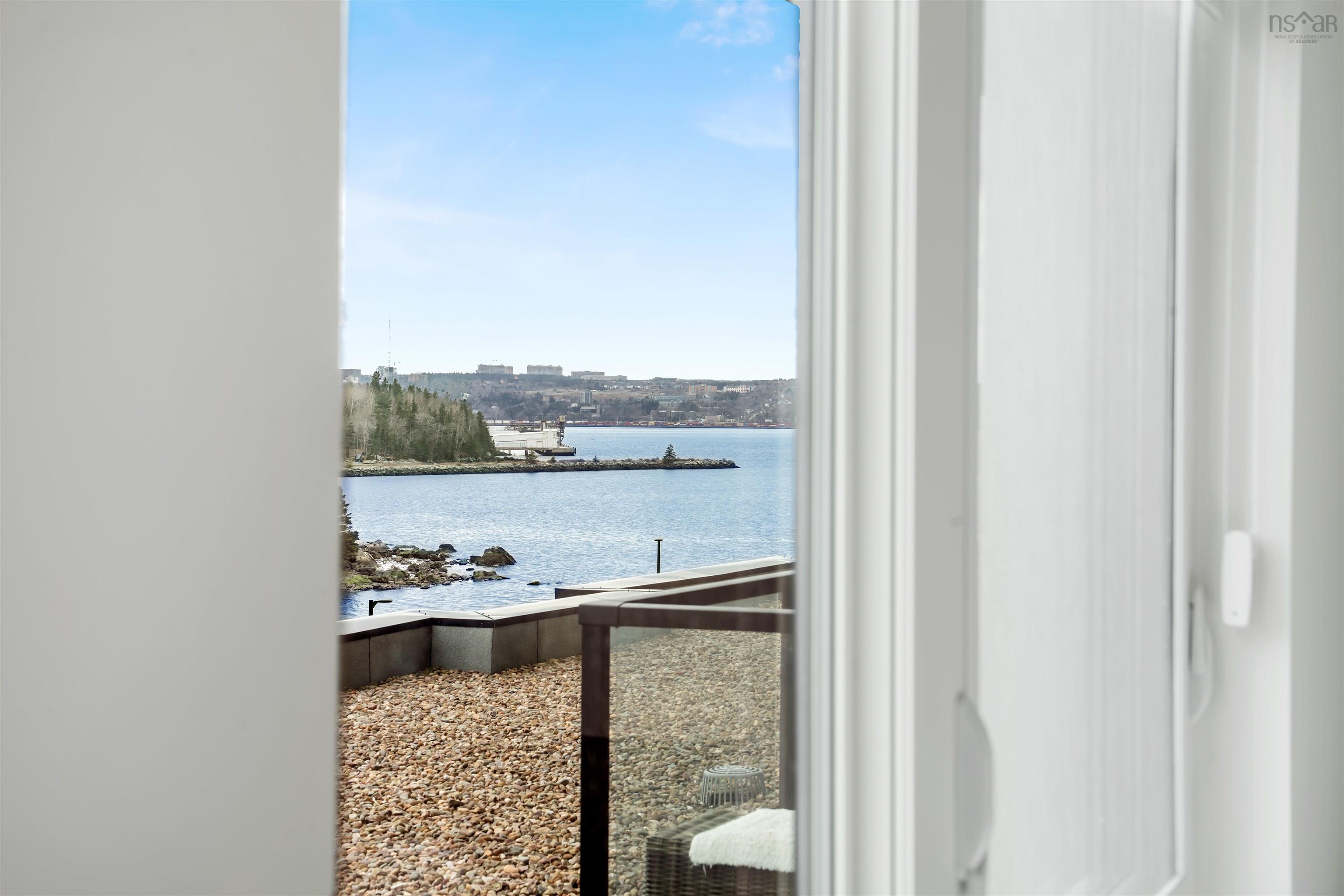 306 72 Seapoint Road photo #19