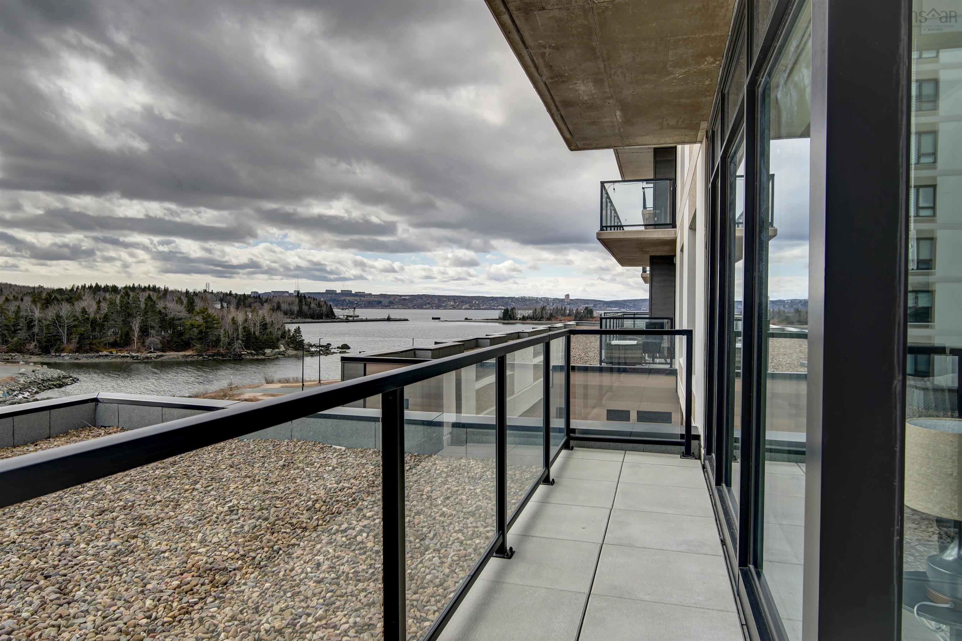 306 72 Seapoint Road photo #26