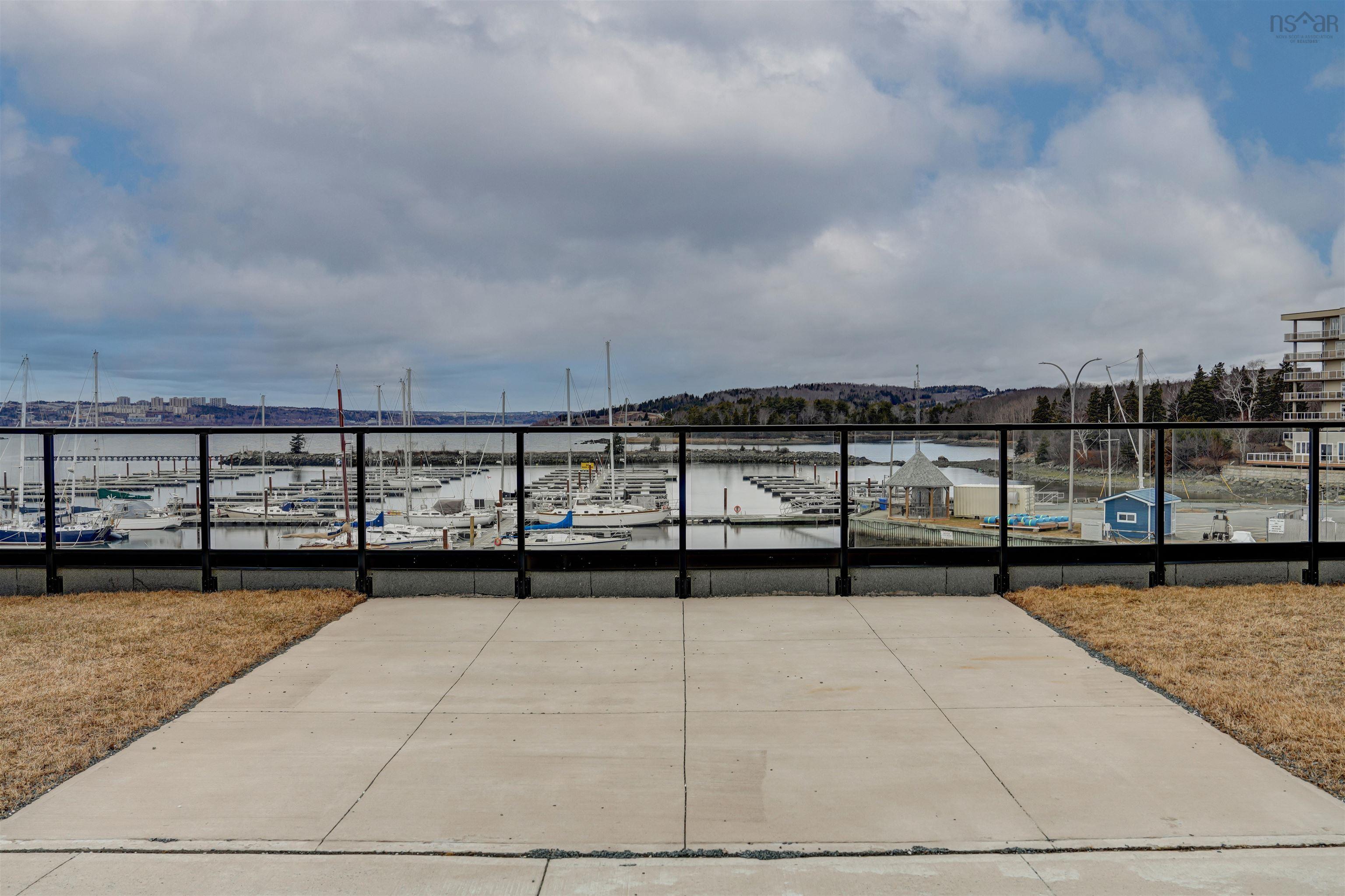 306 72 Seapoint Road photo #35