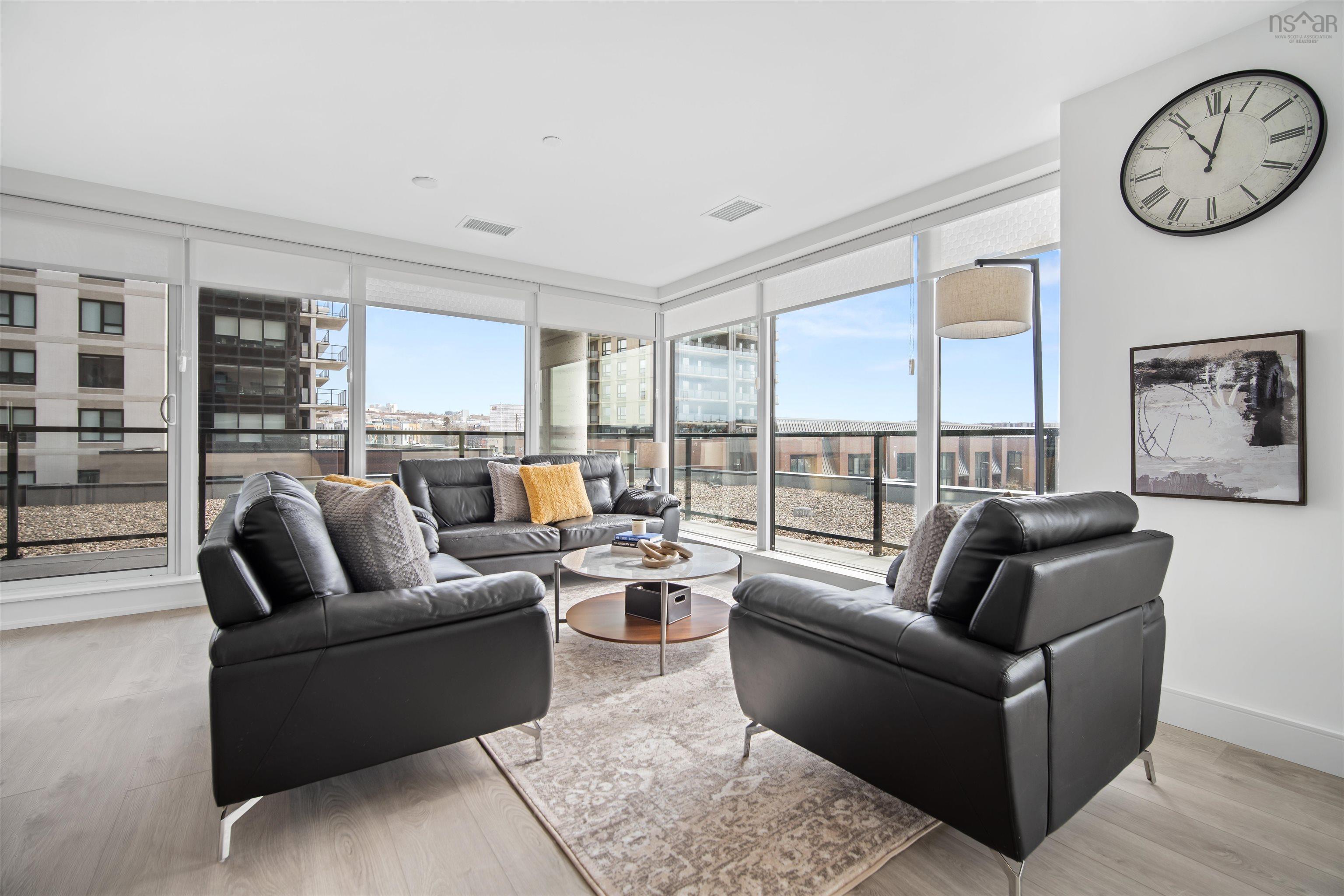 306 72 Seapoint Road photo #10