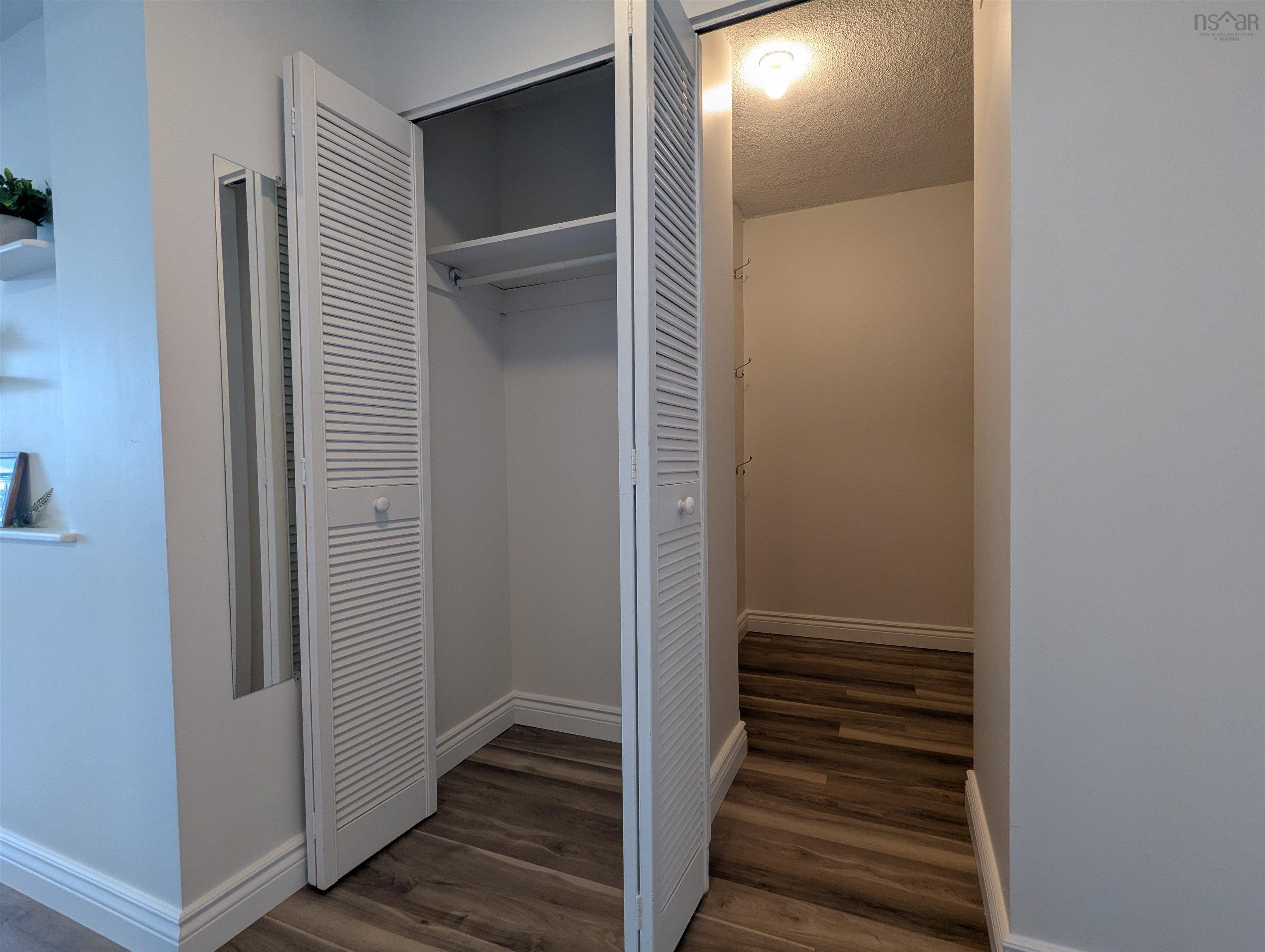 705 5959 Spring Garden Road photo #20