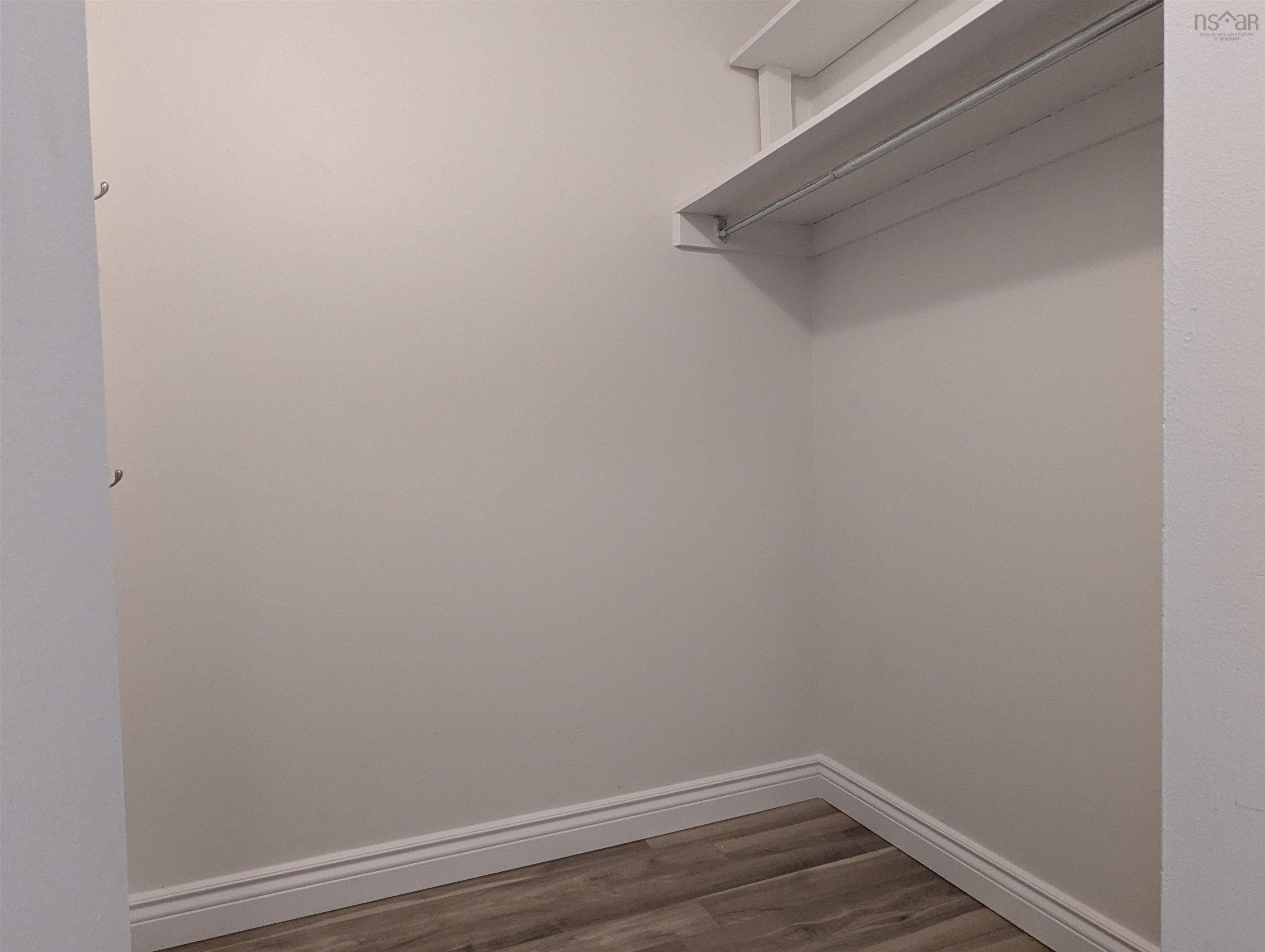 705 5959 Spring Garden Road photo #21