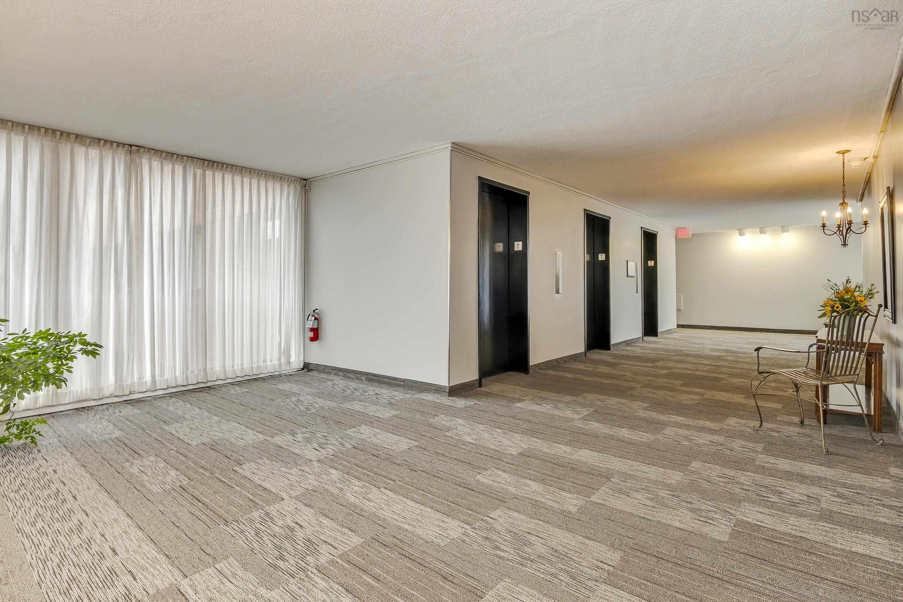 705 5959 Spring Garden Road photo #26