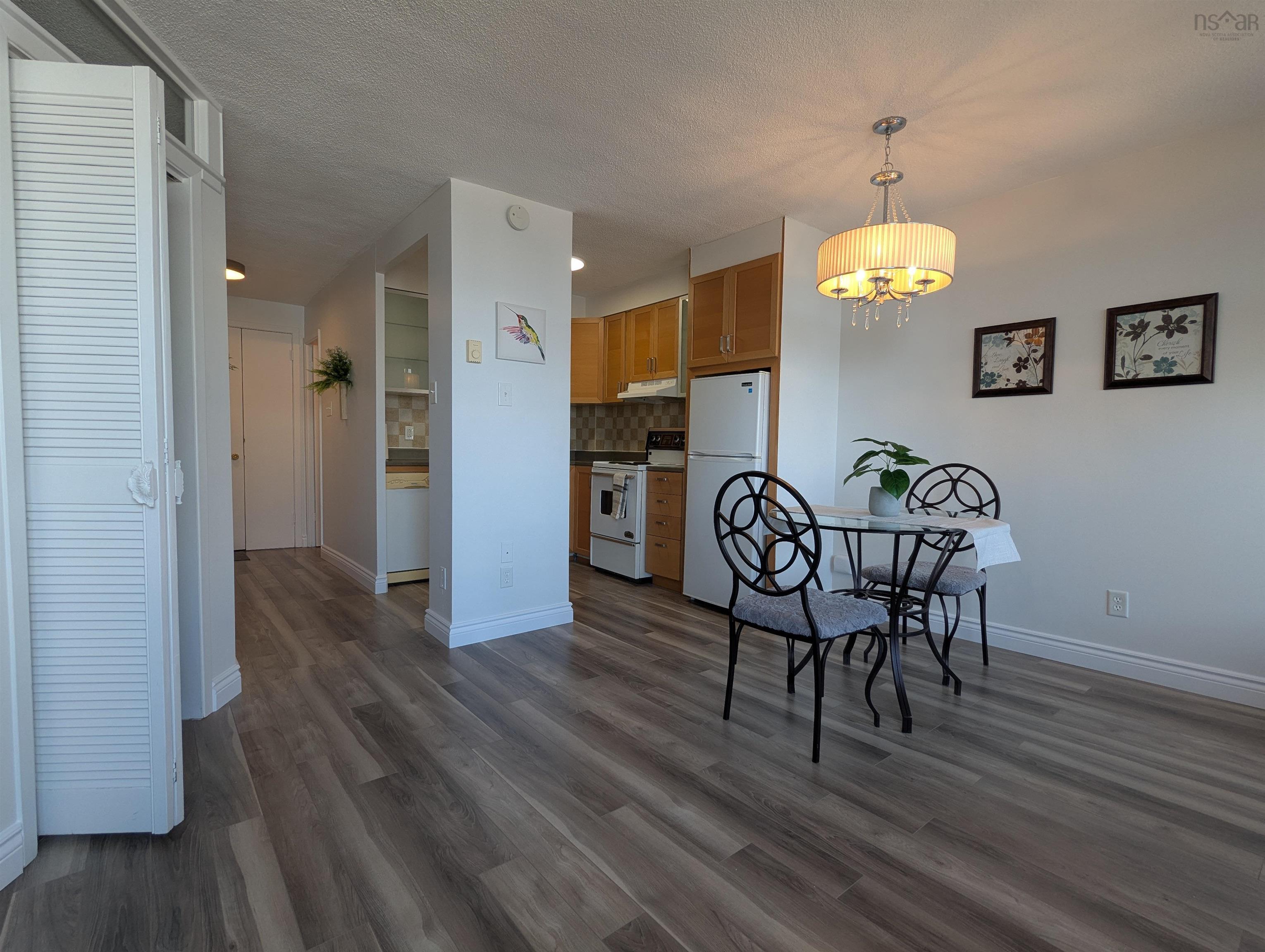 705 5959 Spring Garden Road photo #6