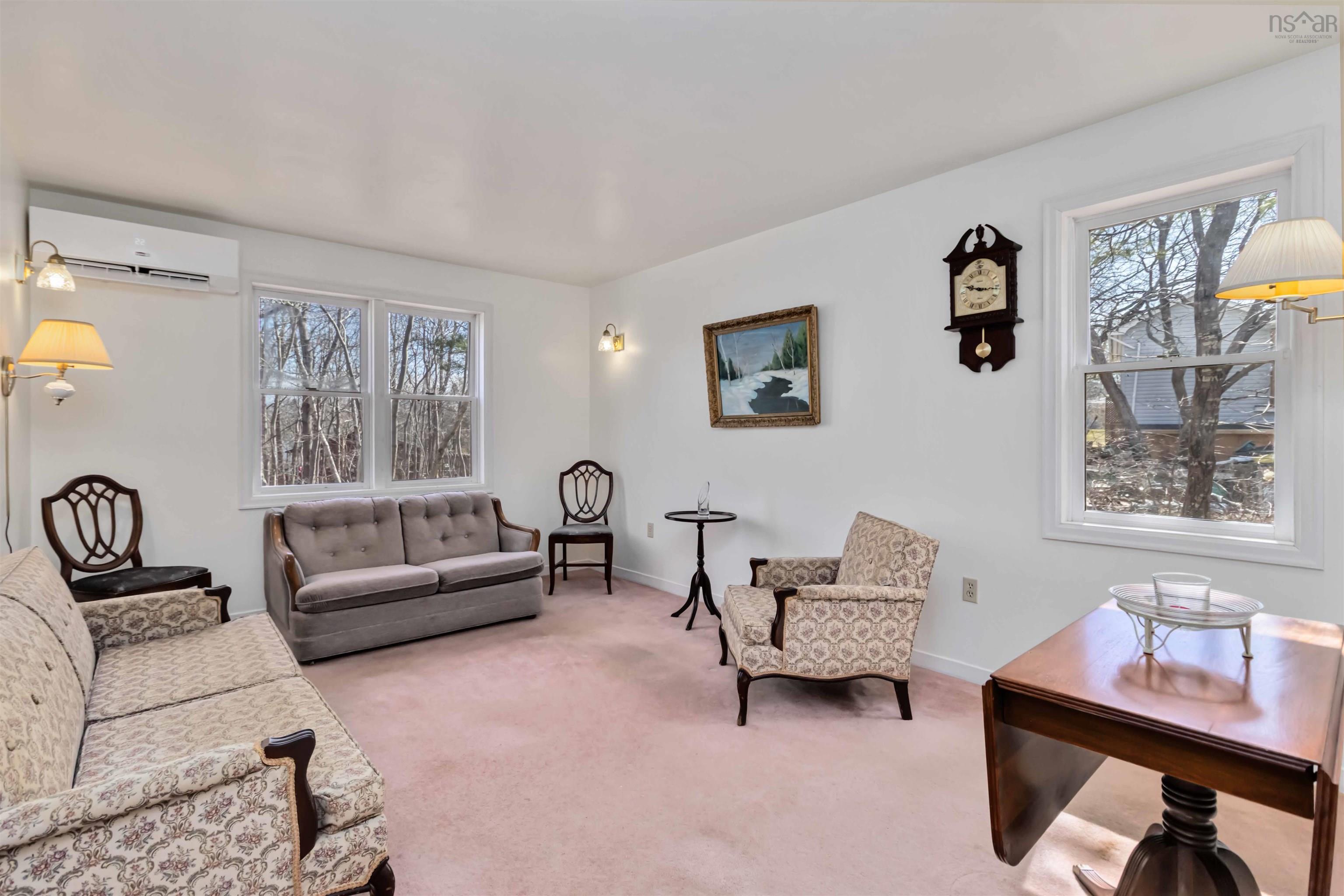 20 Maple Place photo #31