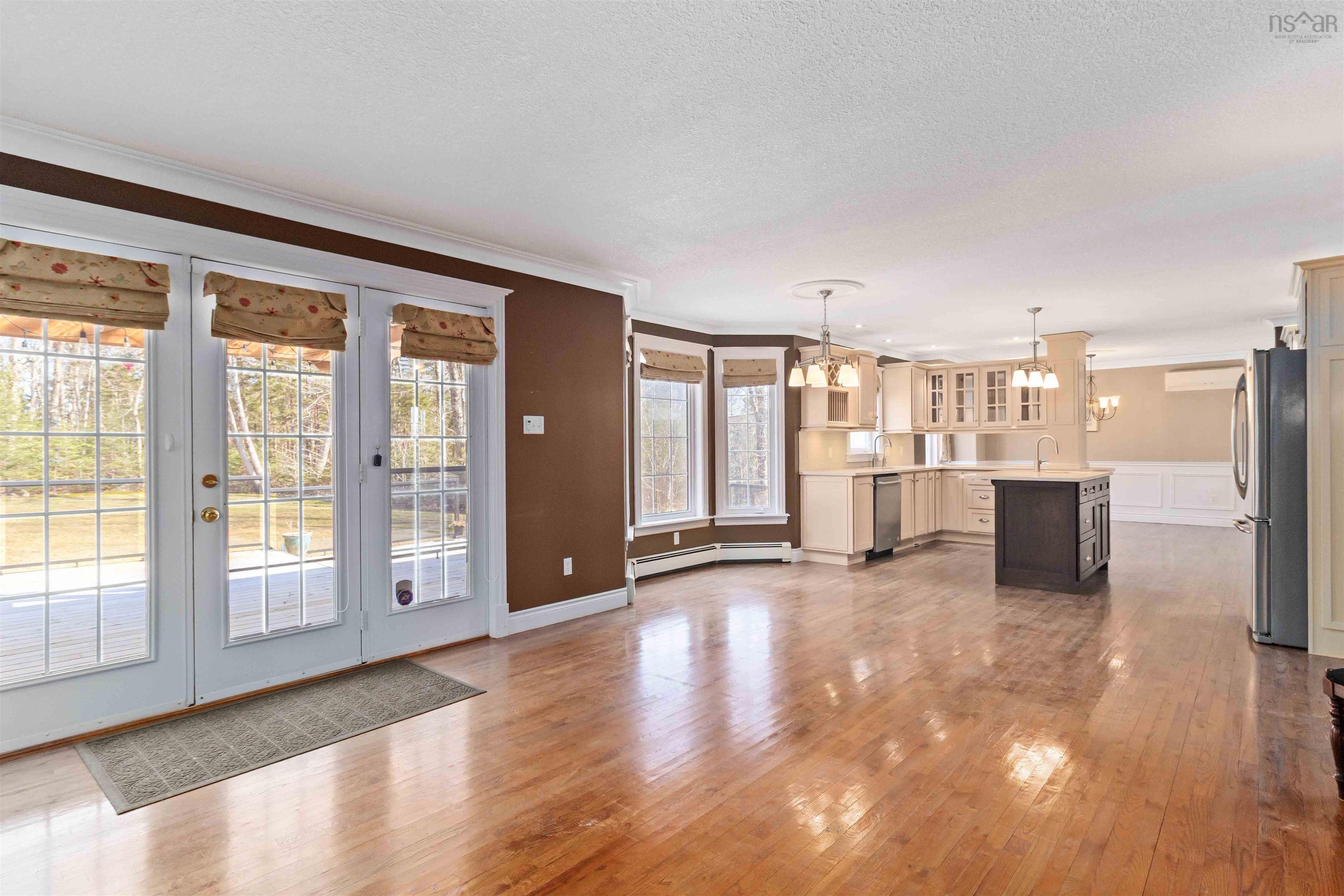 235 Glen Arbour Way photo #12