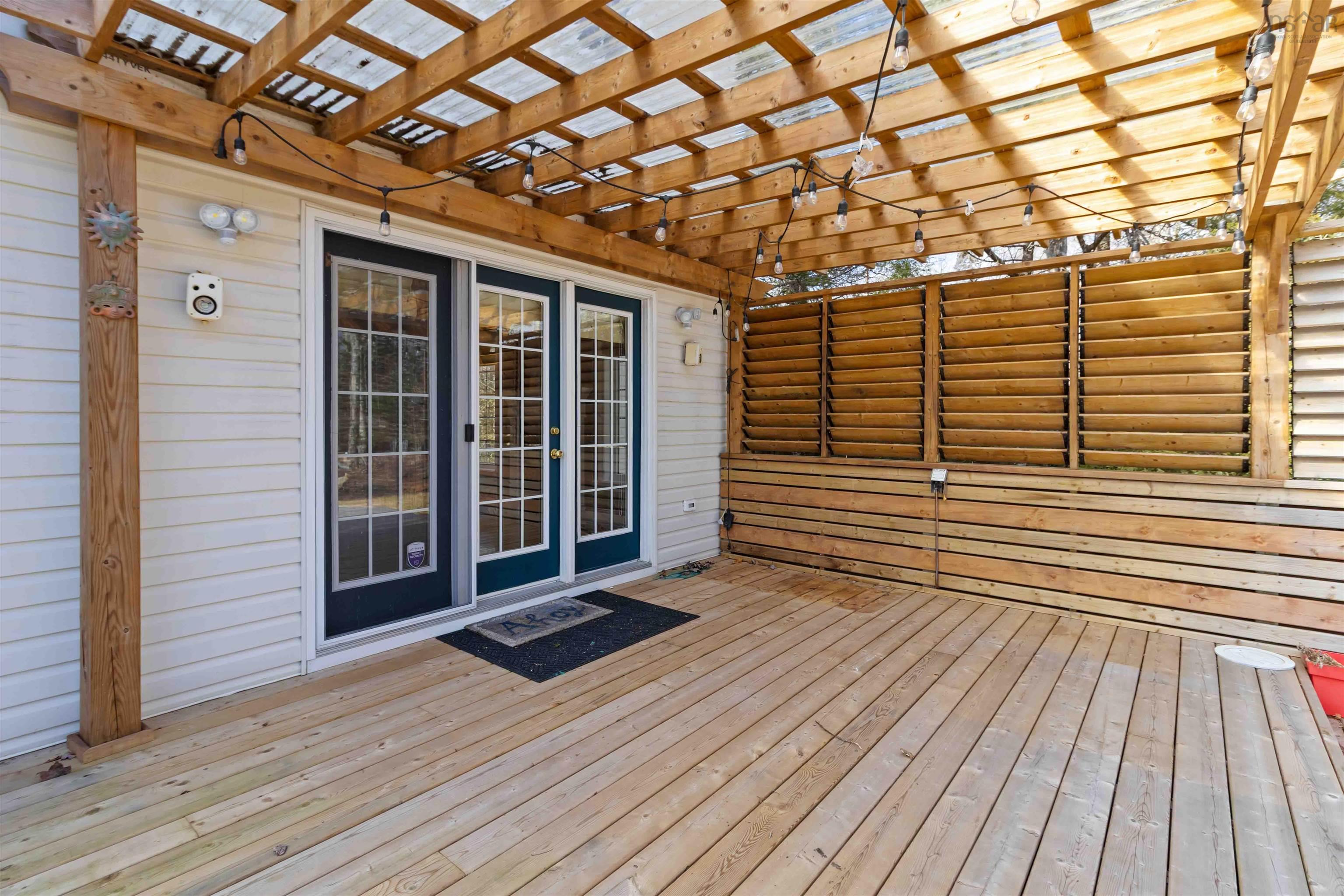 235 Glen Arbour Way photo #16