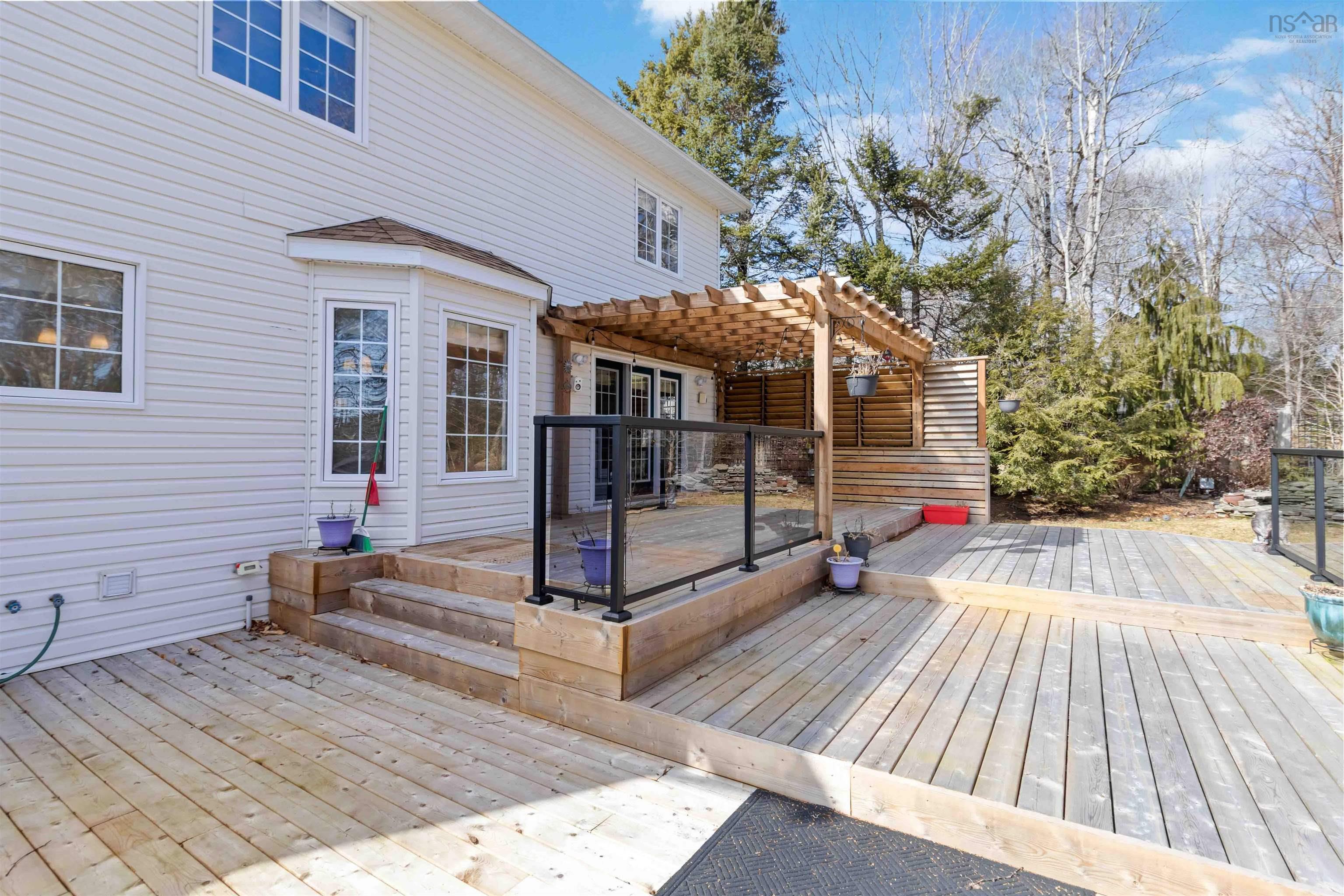 235 Glen Arbour Way photo #17