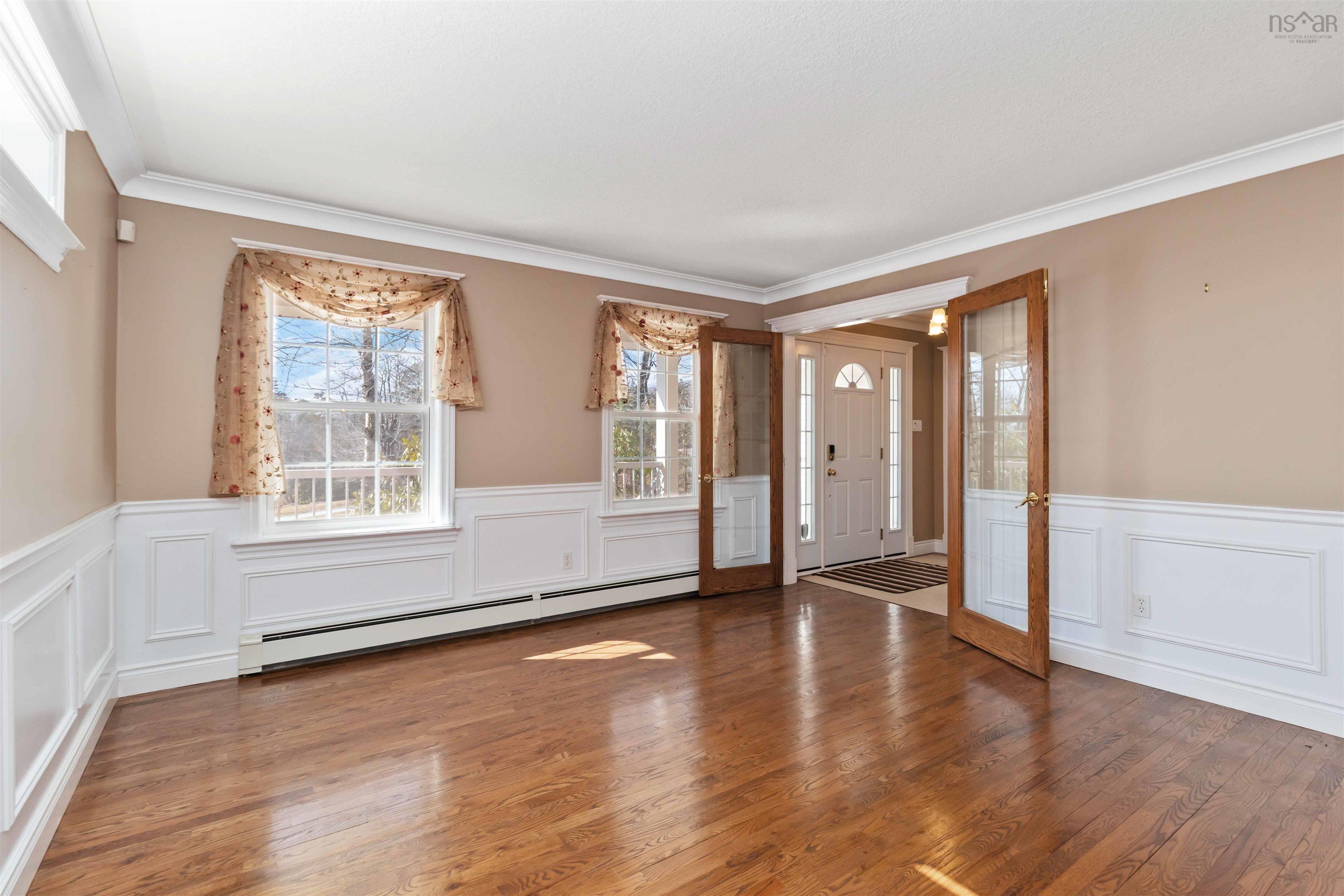 235 Glen Arbour Way photo #7