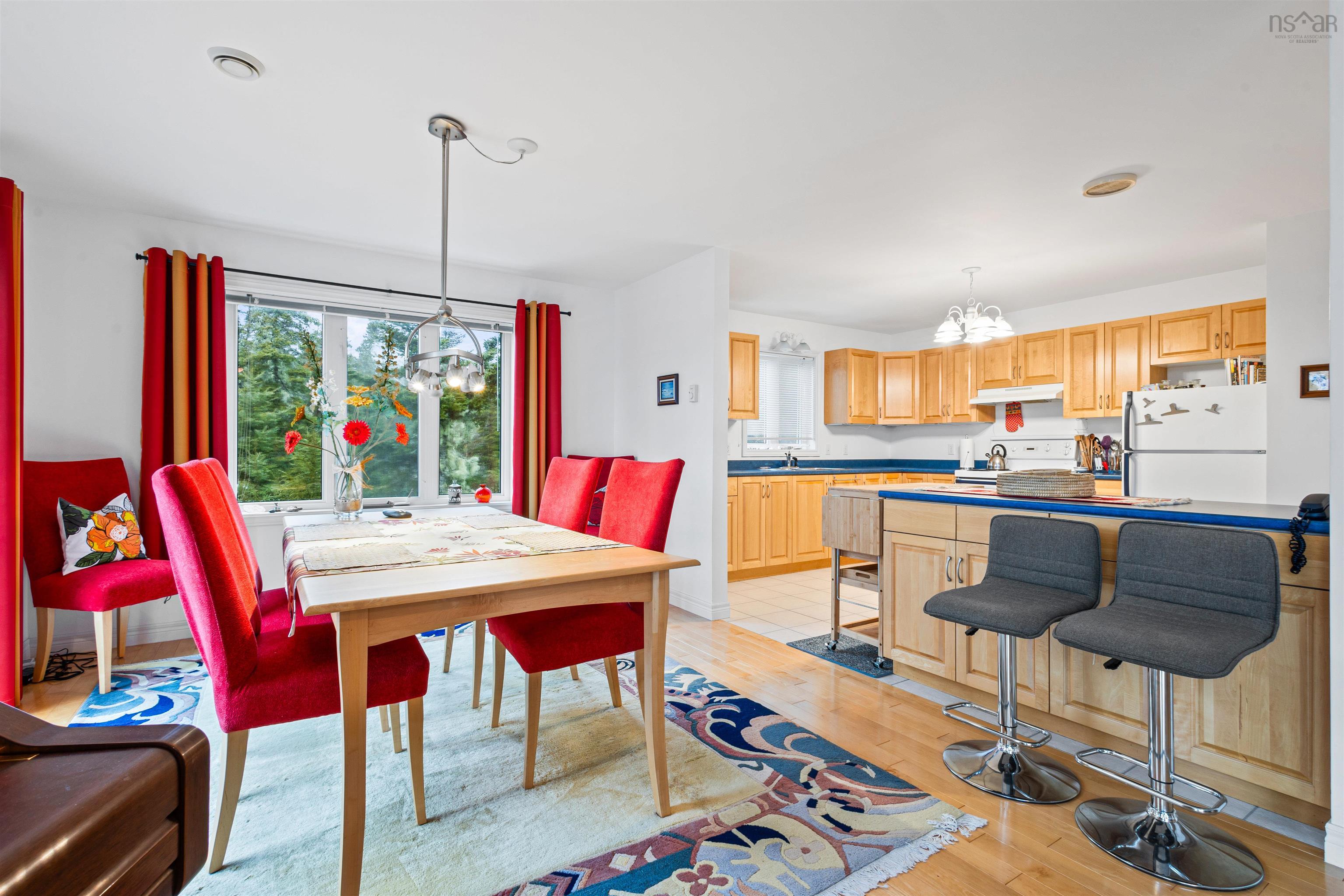 821 Shad Point Parkway photo #12