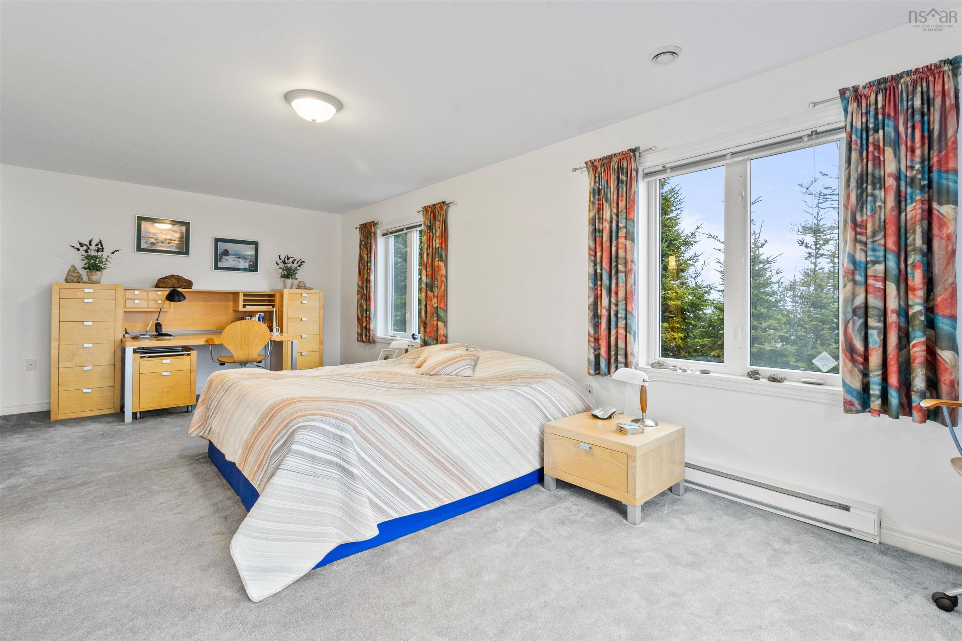 821 Shad Point Parkway photo #17