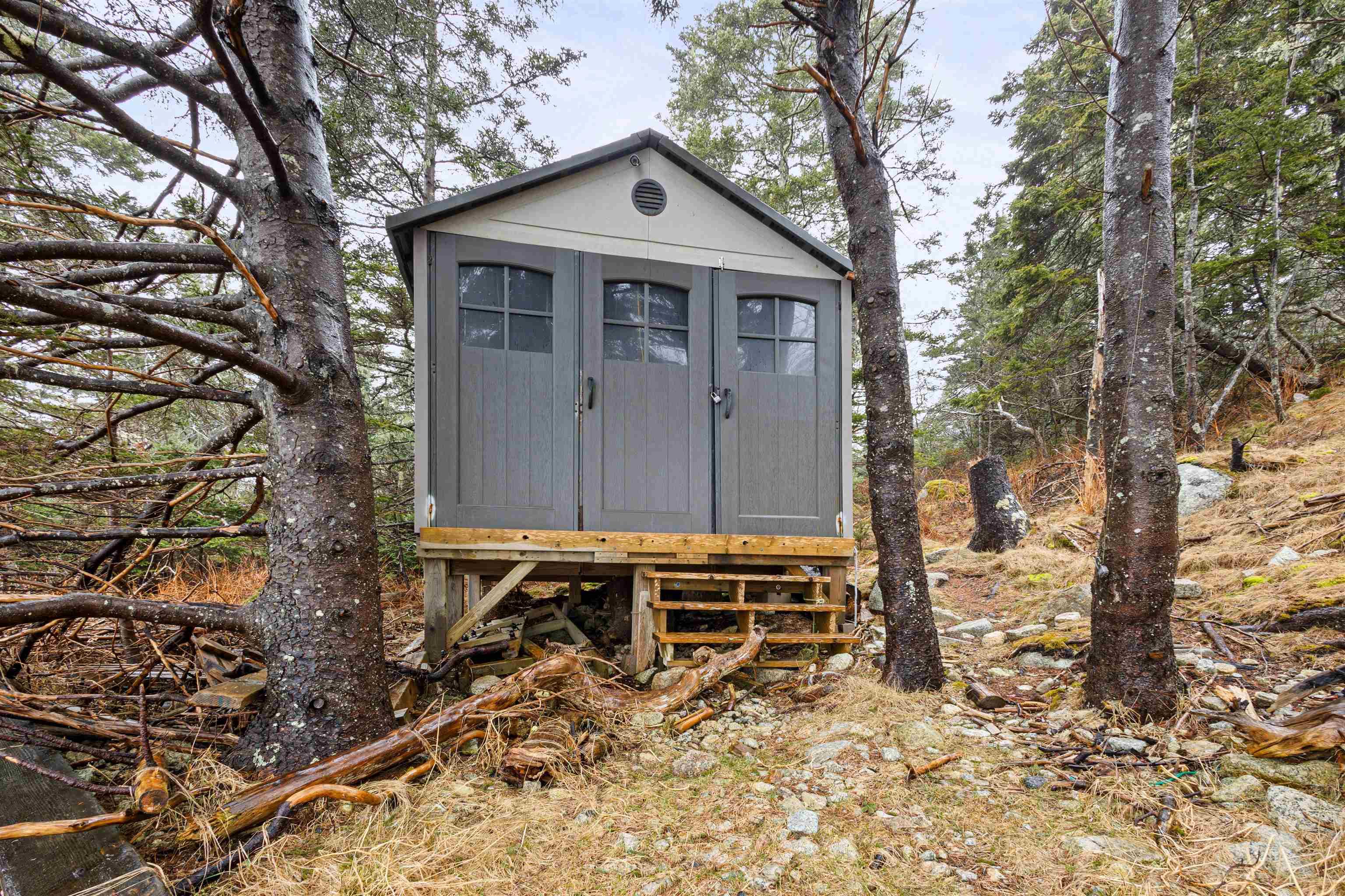 821 Shad Point Parkway photo #32