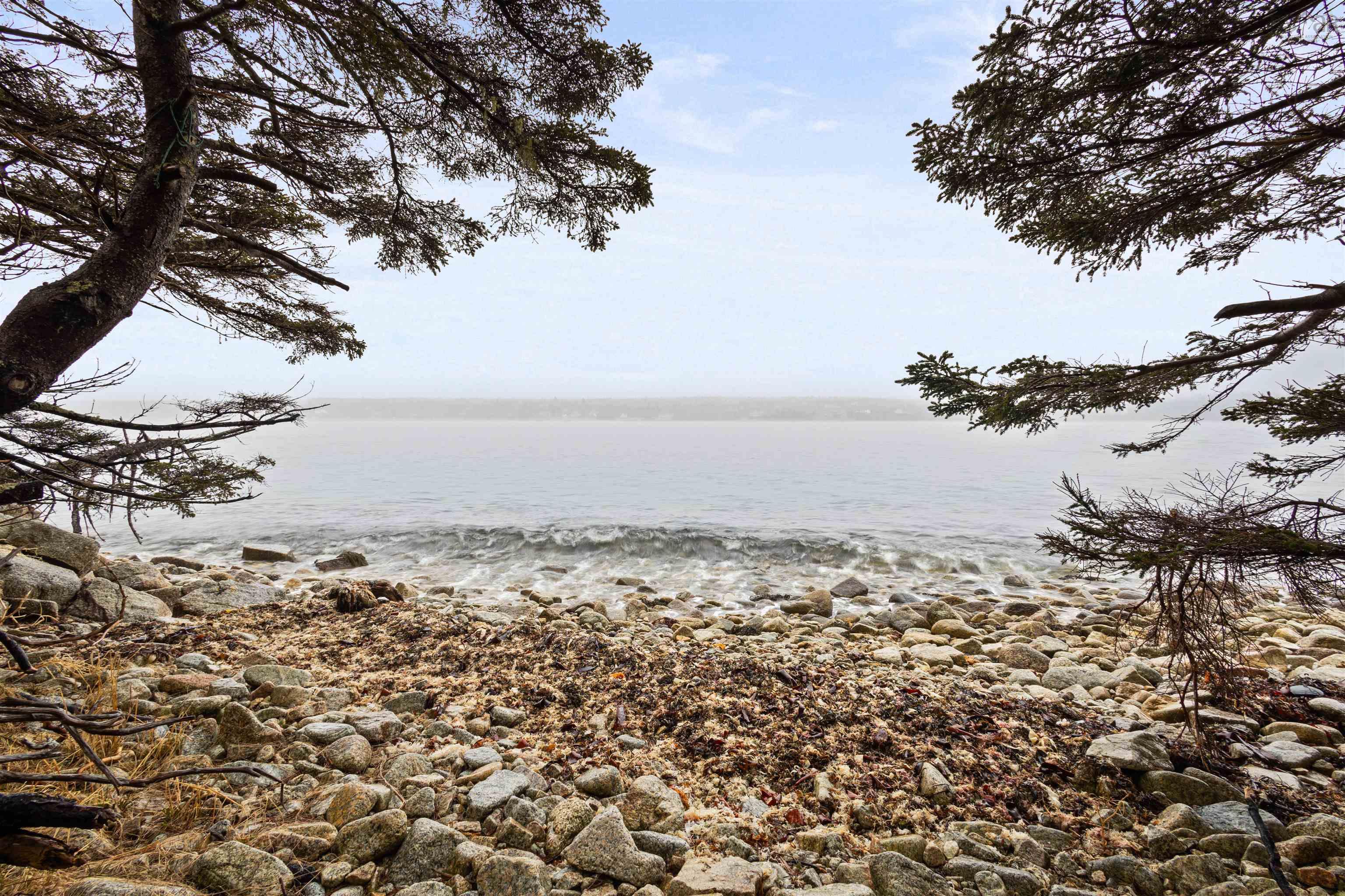 821 Shad Point Parkway photo #33