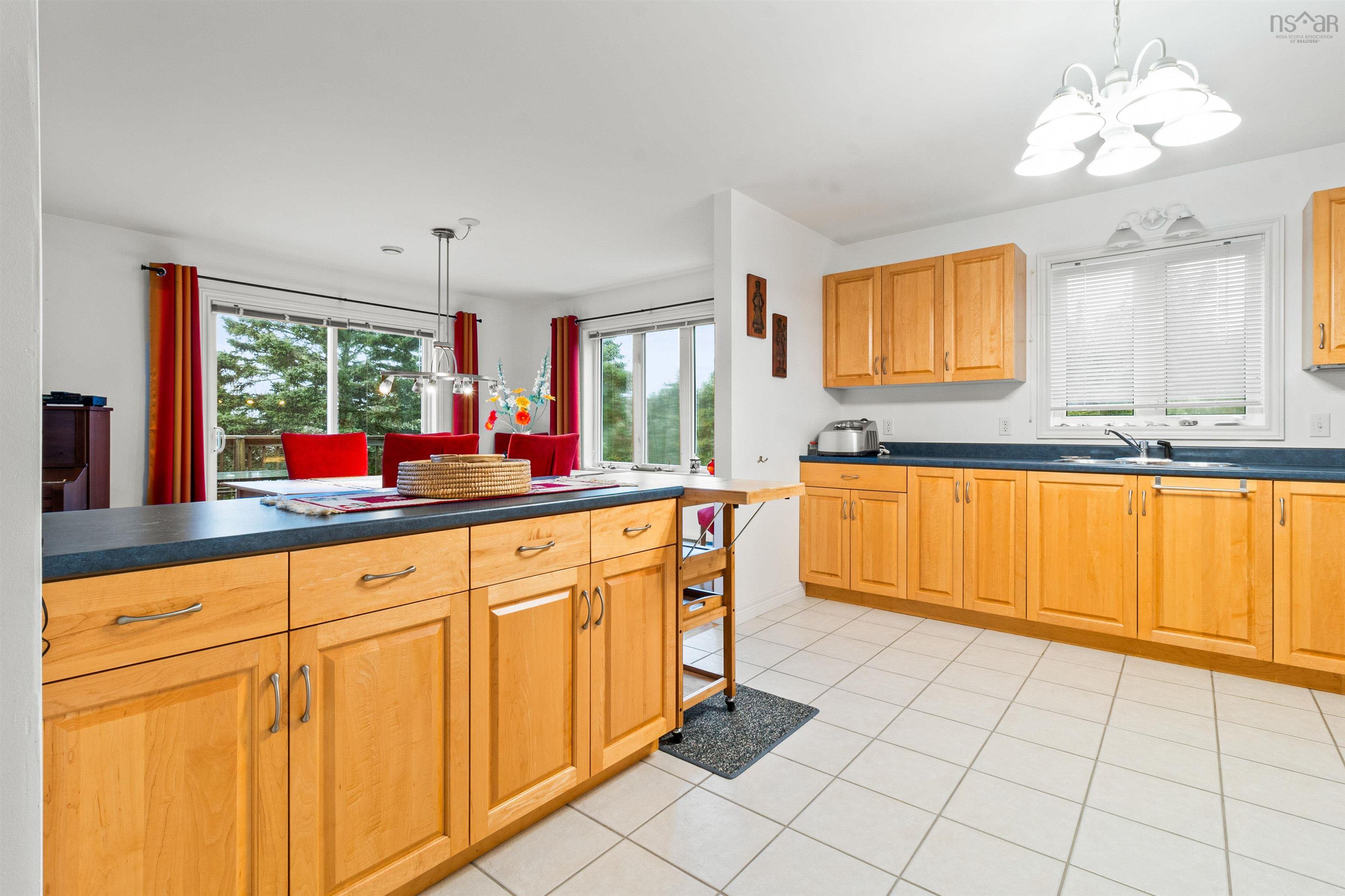 821 Shad Point Parkway photo #6