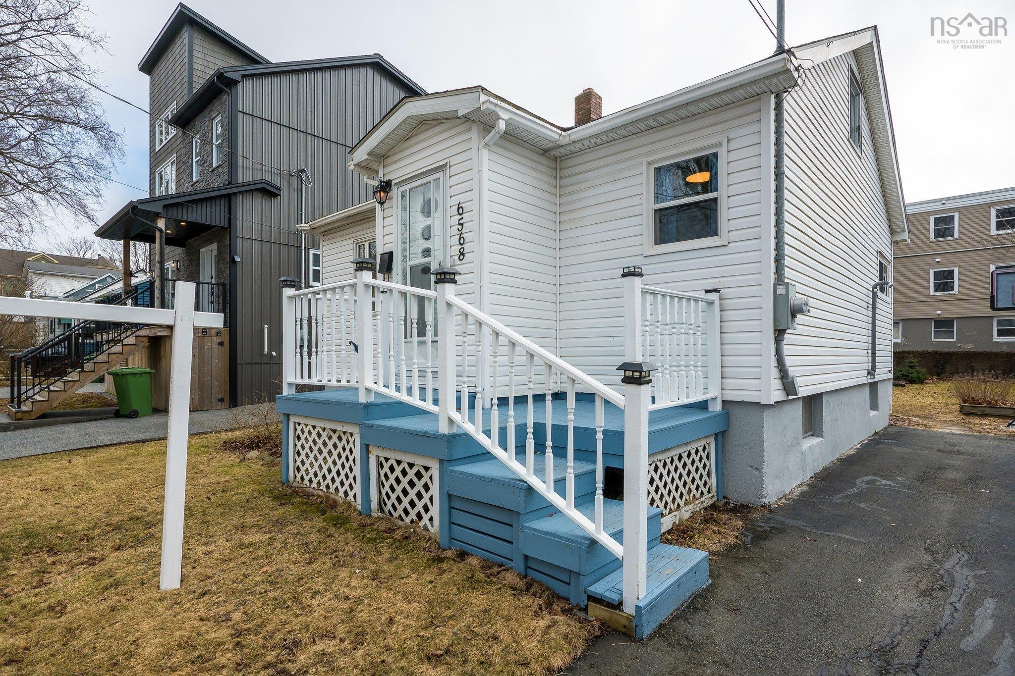 6568 Roslyn Road photo #5
