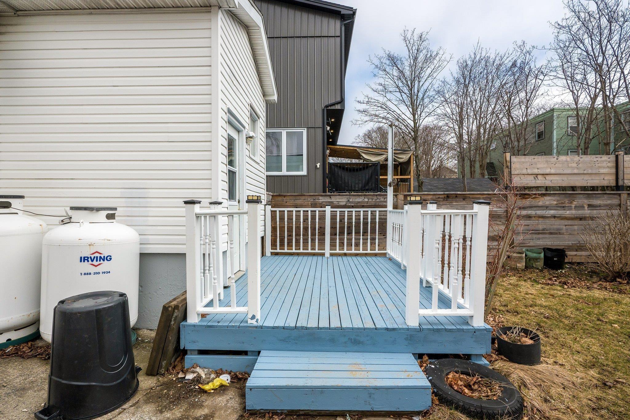 6568 Roslyn Road photo #9