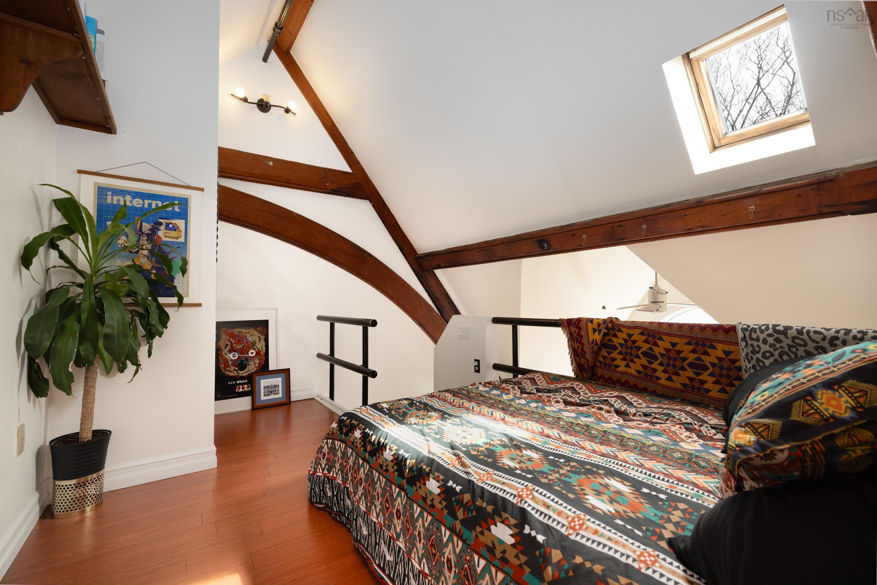 15 2128 Brunswick Street photo #15