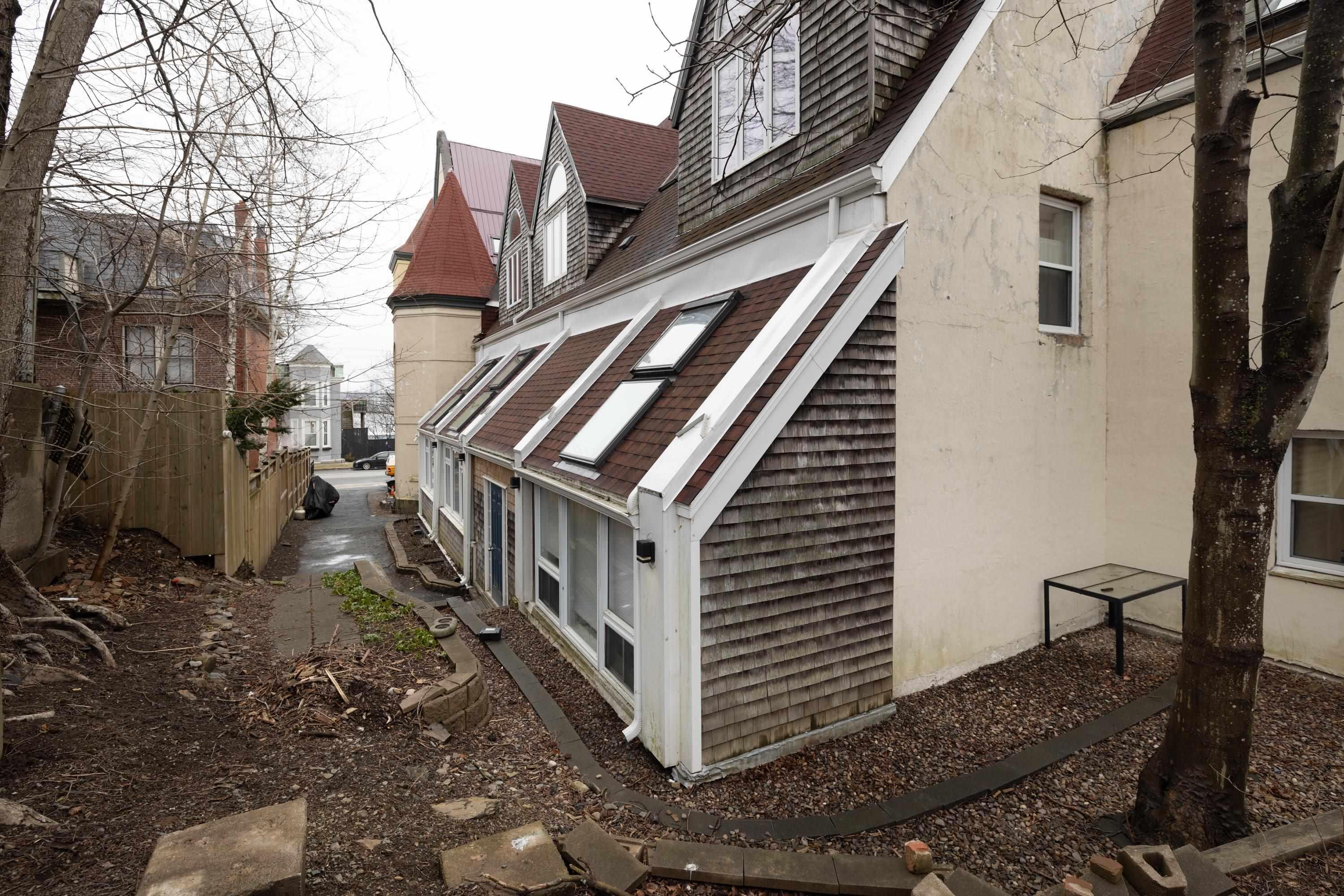 15 2128 Brunswick Street photo #19