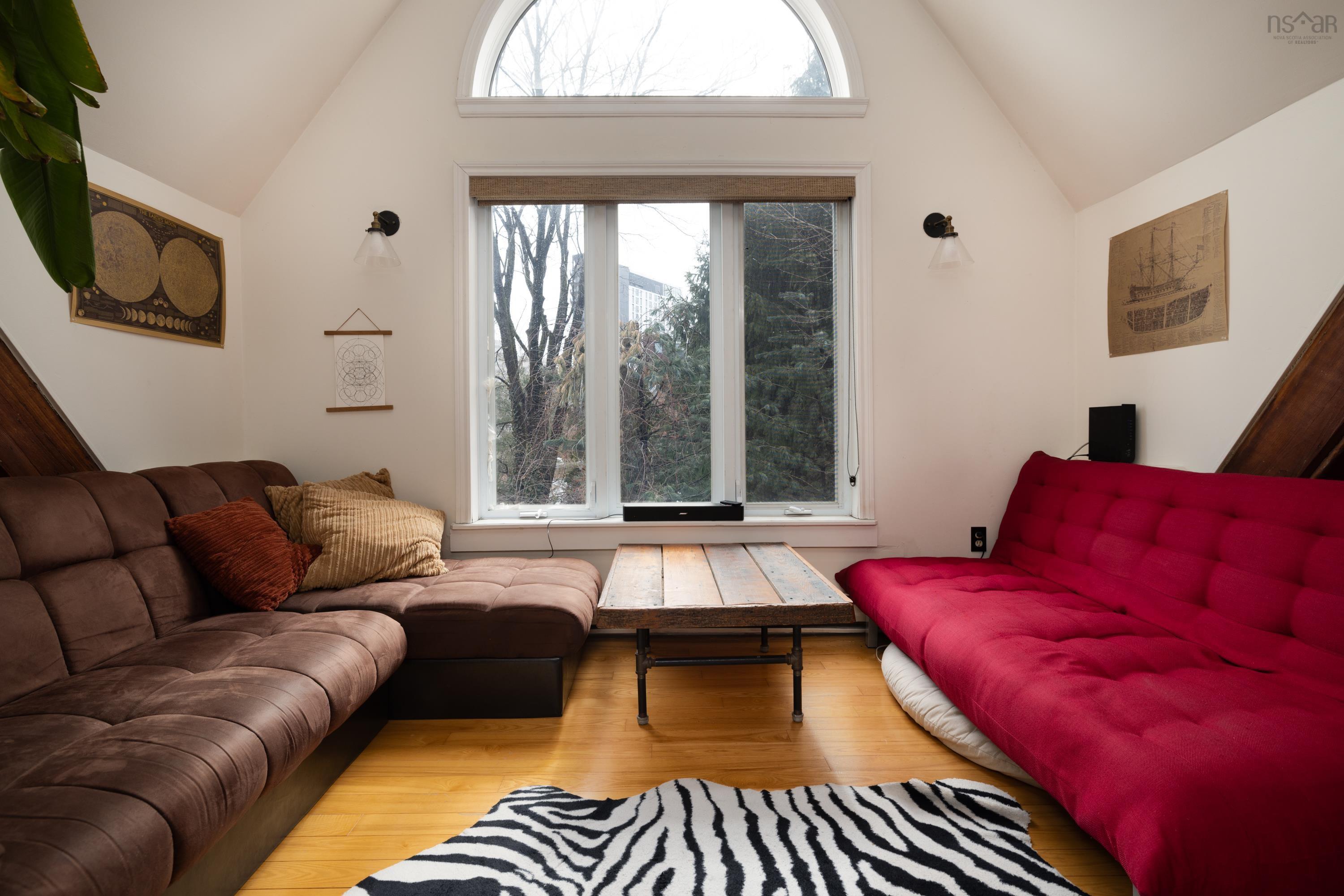 15 2128 Brunswick Street photo #7