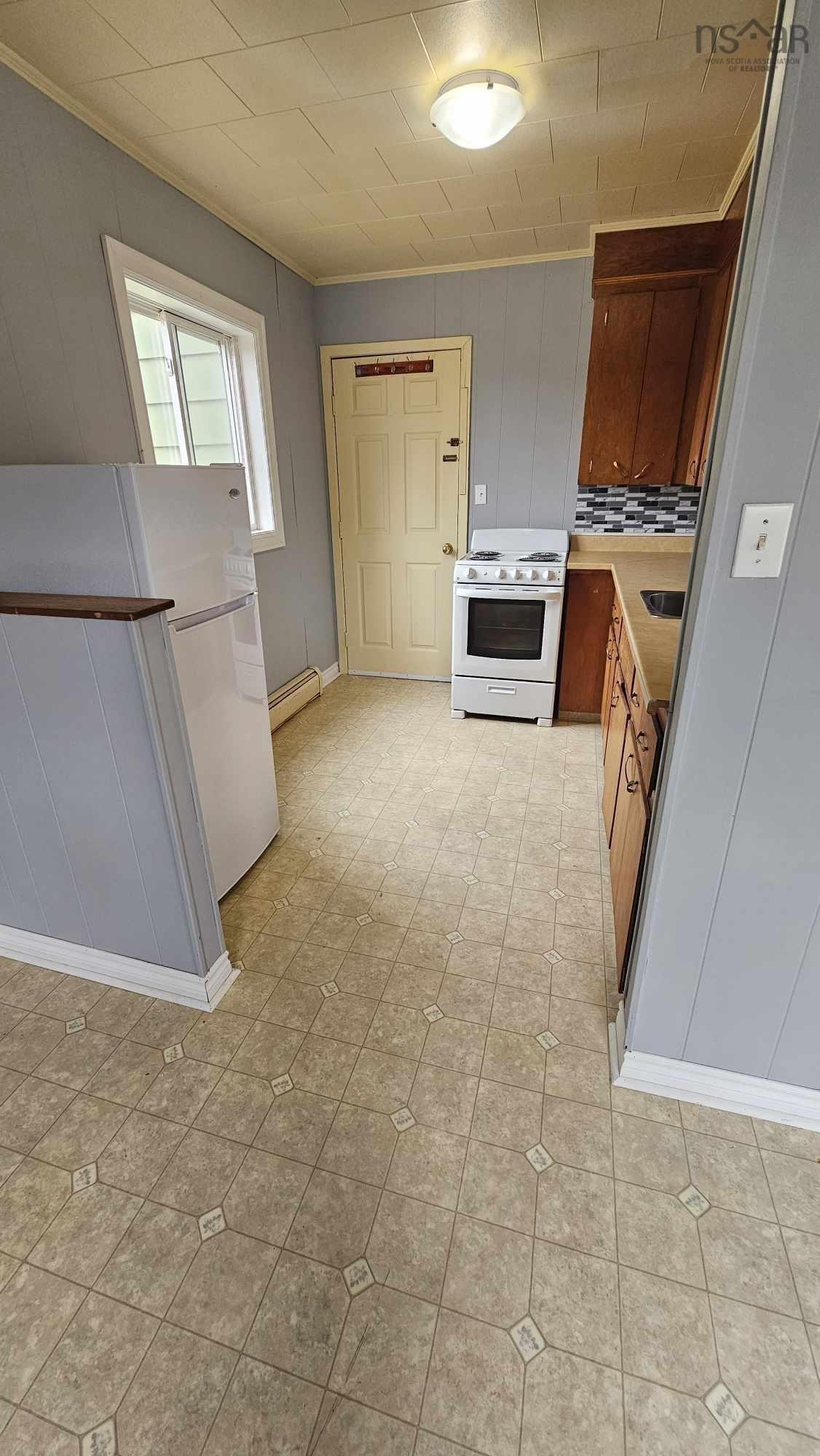 15 Pool Road photo #6